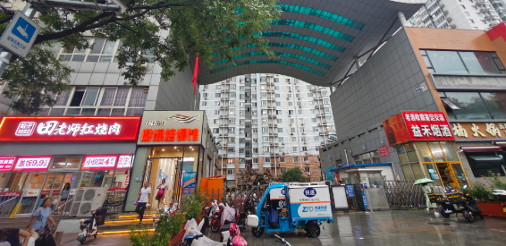 昌平县城南环路450平餐饮店转让 精装修 多个包间