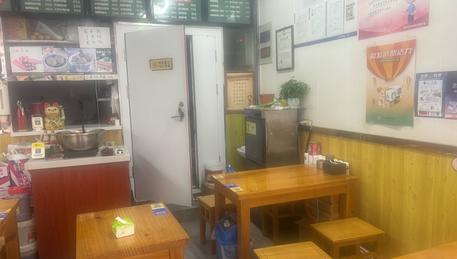 餐饮转让，正规底商，证照齐全