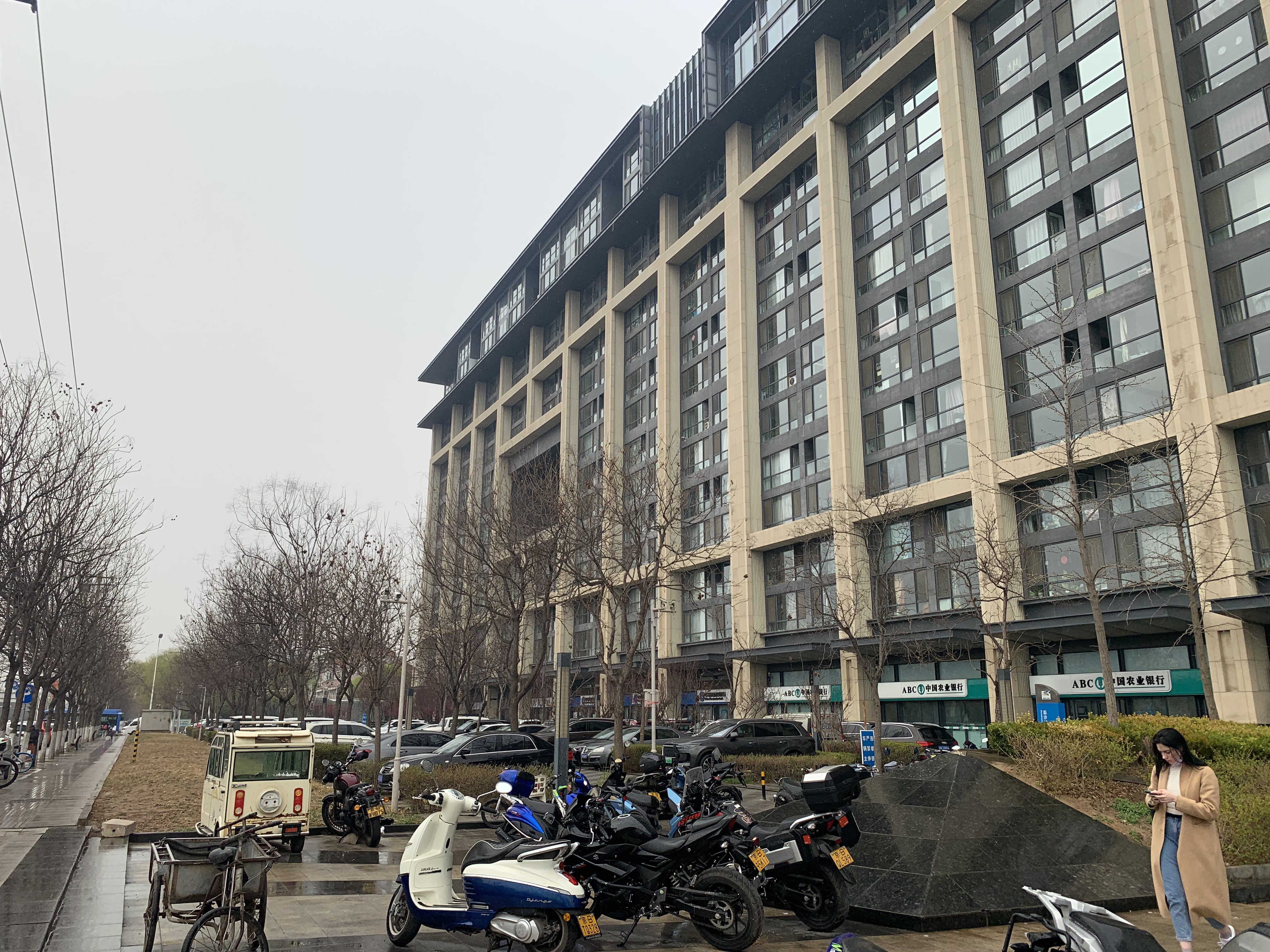 顺义小区底商超低租金干洗店转让