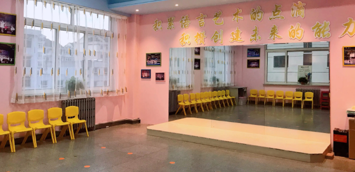 海淀10年老店培训机构转让主营口才表演类美术等