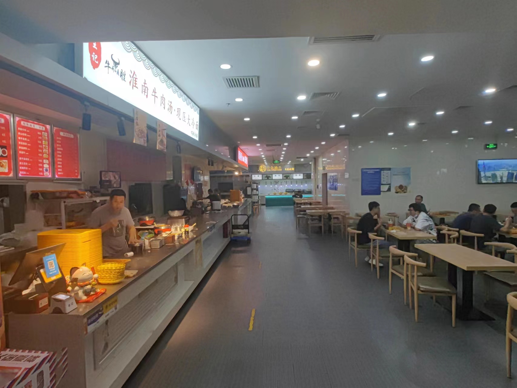 海淀 西二旗辉煌国际美食档口转让