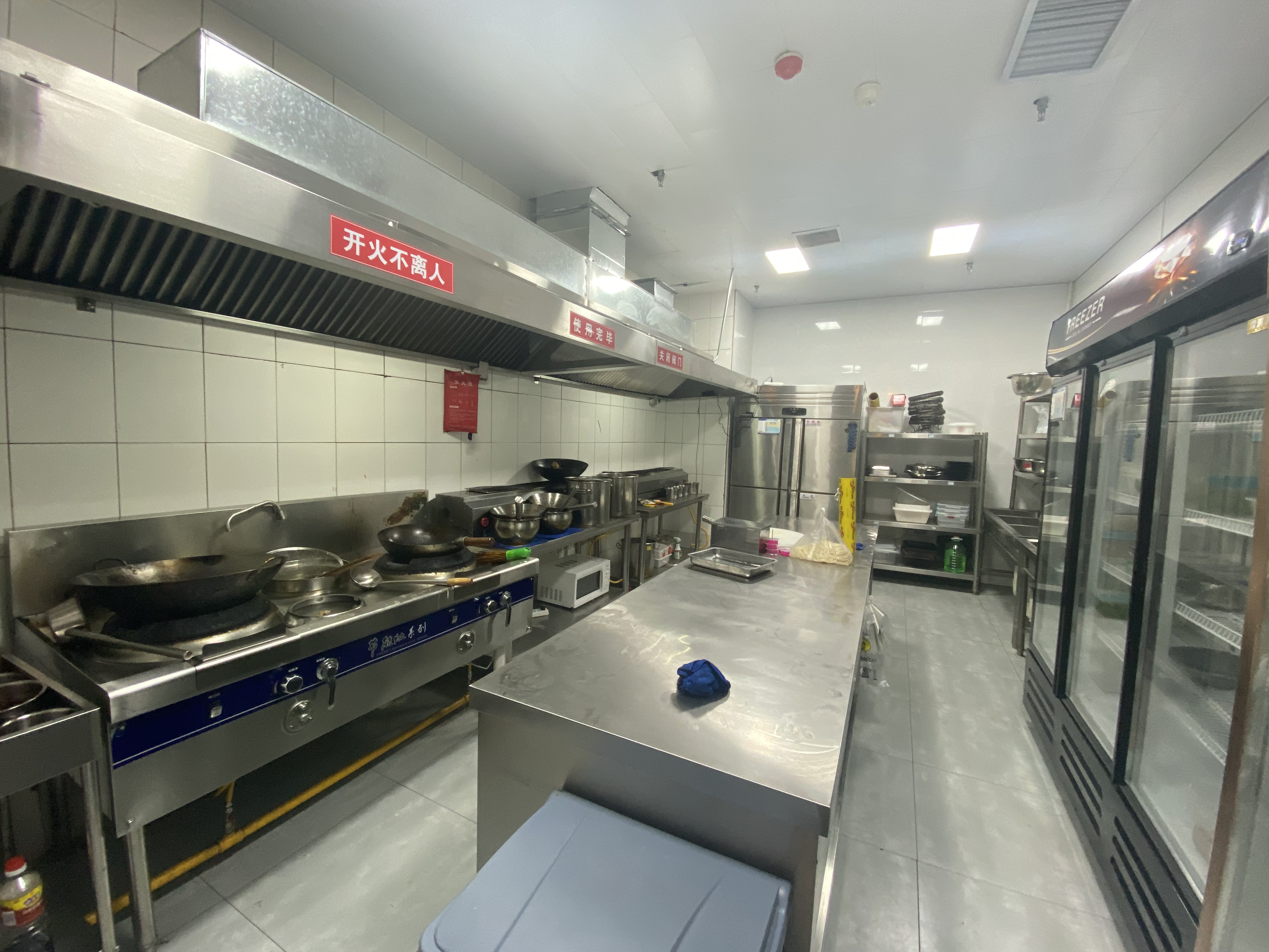 燕郊理工大学内餐饮 烧烤烤肉 旺铺转让
