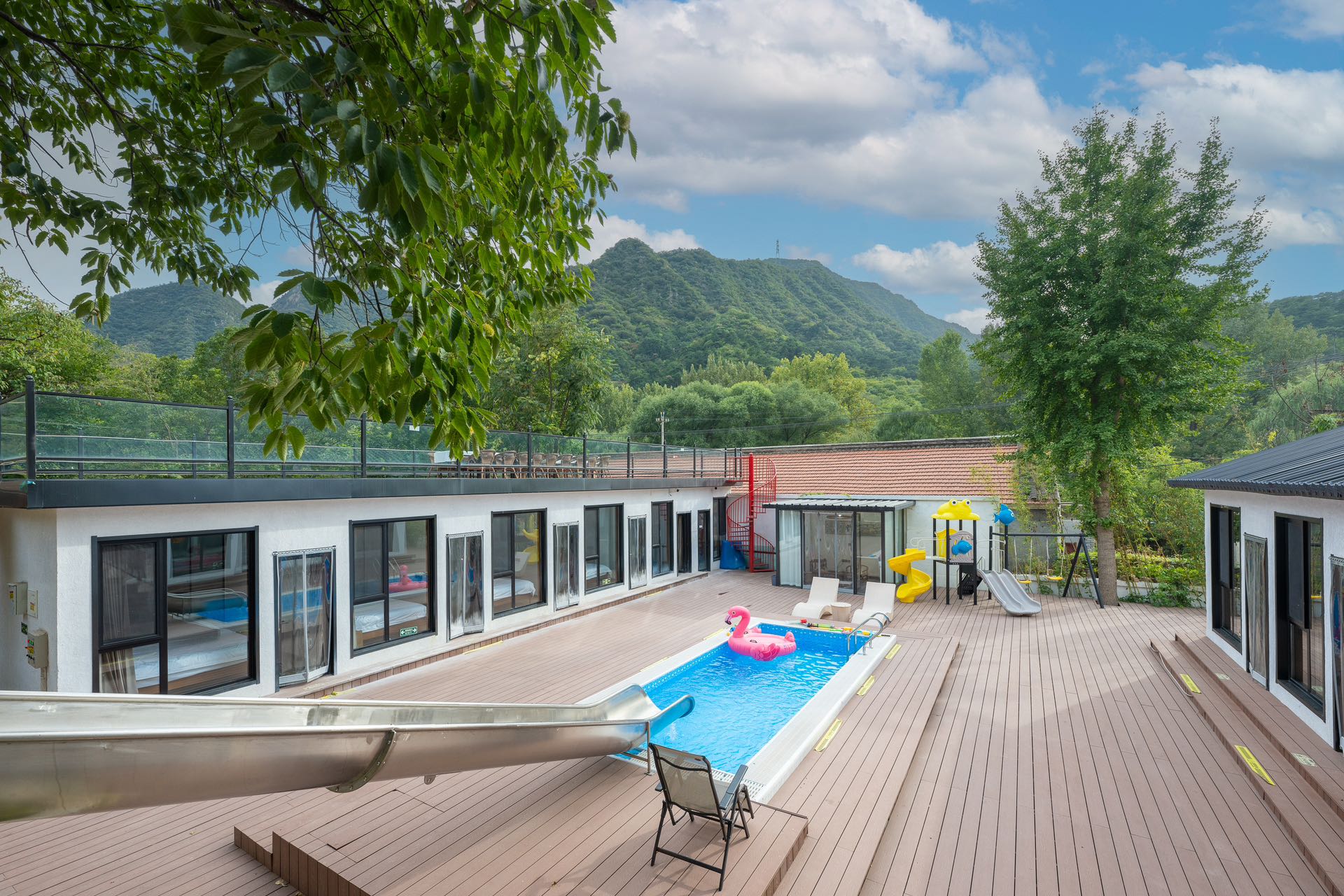 临街民宿转让度假山庄转让轰趴馆转让宾馆酒店转让