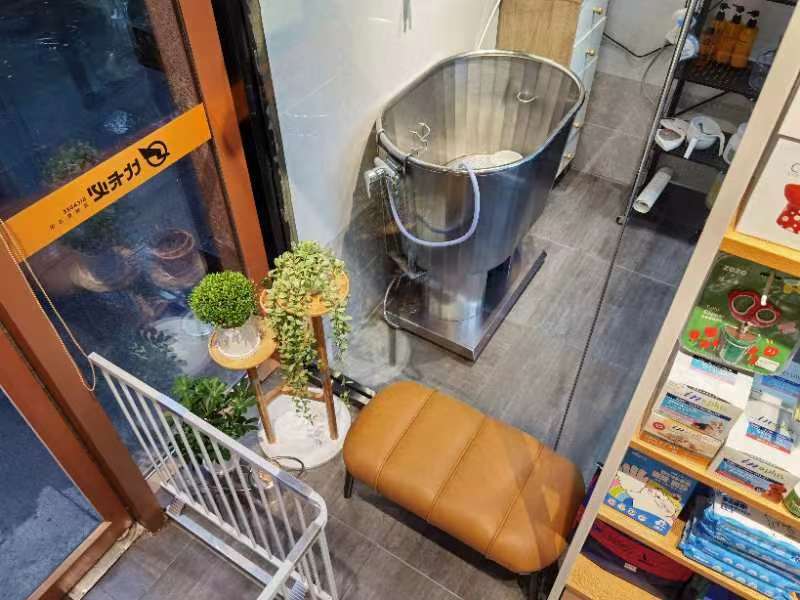 临近地铁高流水宠物店转让