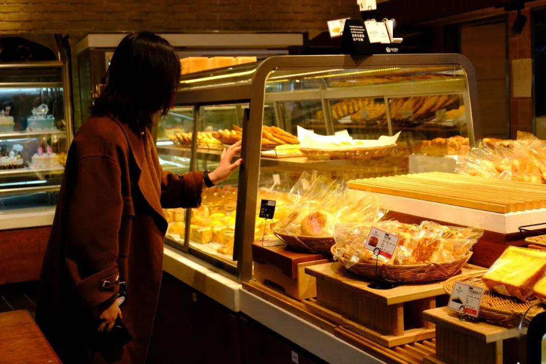 石景山美食餐馆整店转让月入6万+ 购物中心
