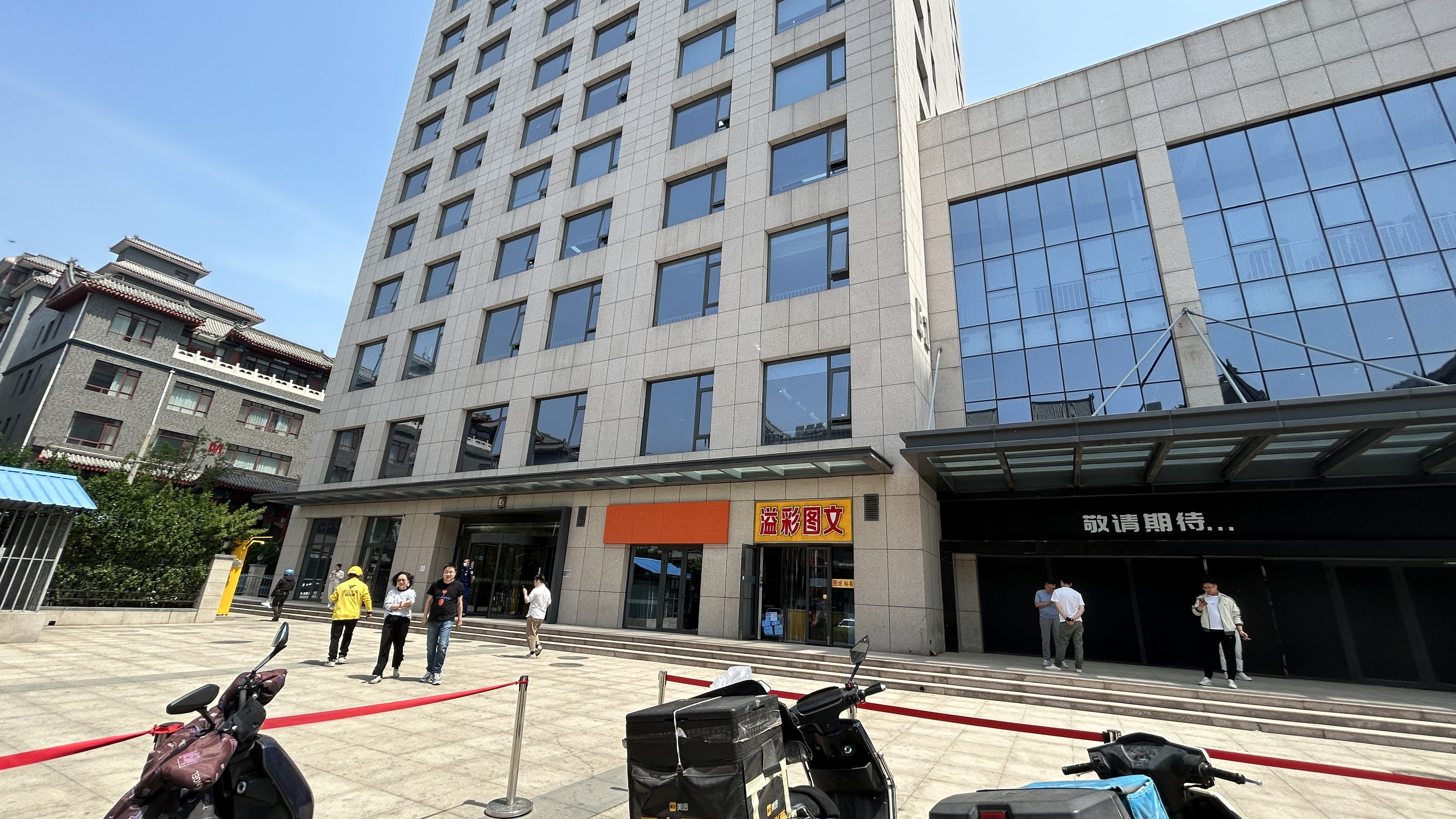 朝阳四惠底商出租520平，业态不限制可分