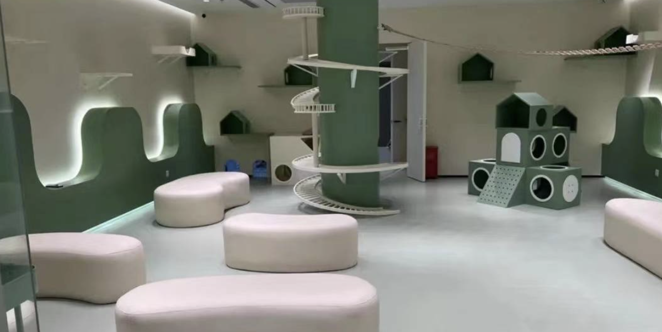 撸猫馆猫咖 高端消费区域 商场店流水好 店铺转让