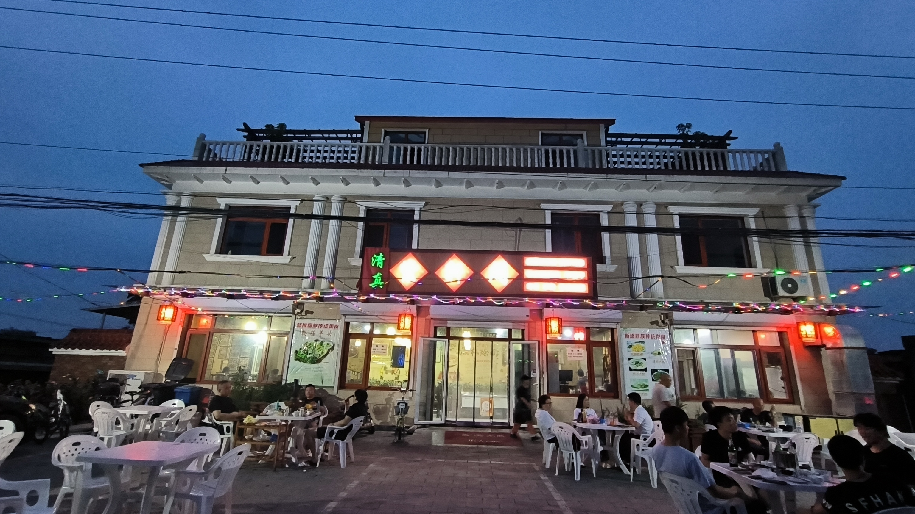 房山周口店   景区必经之路   临街餐饮店  转让