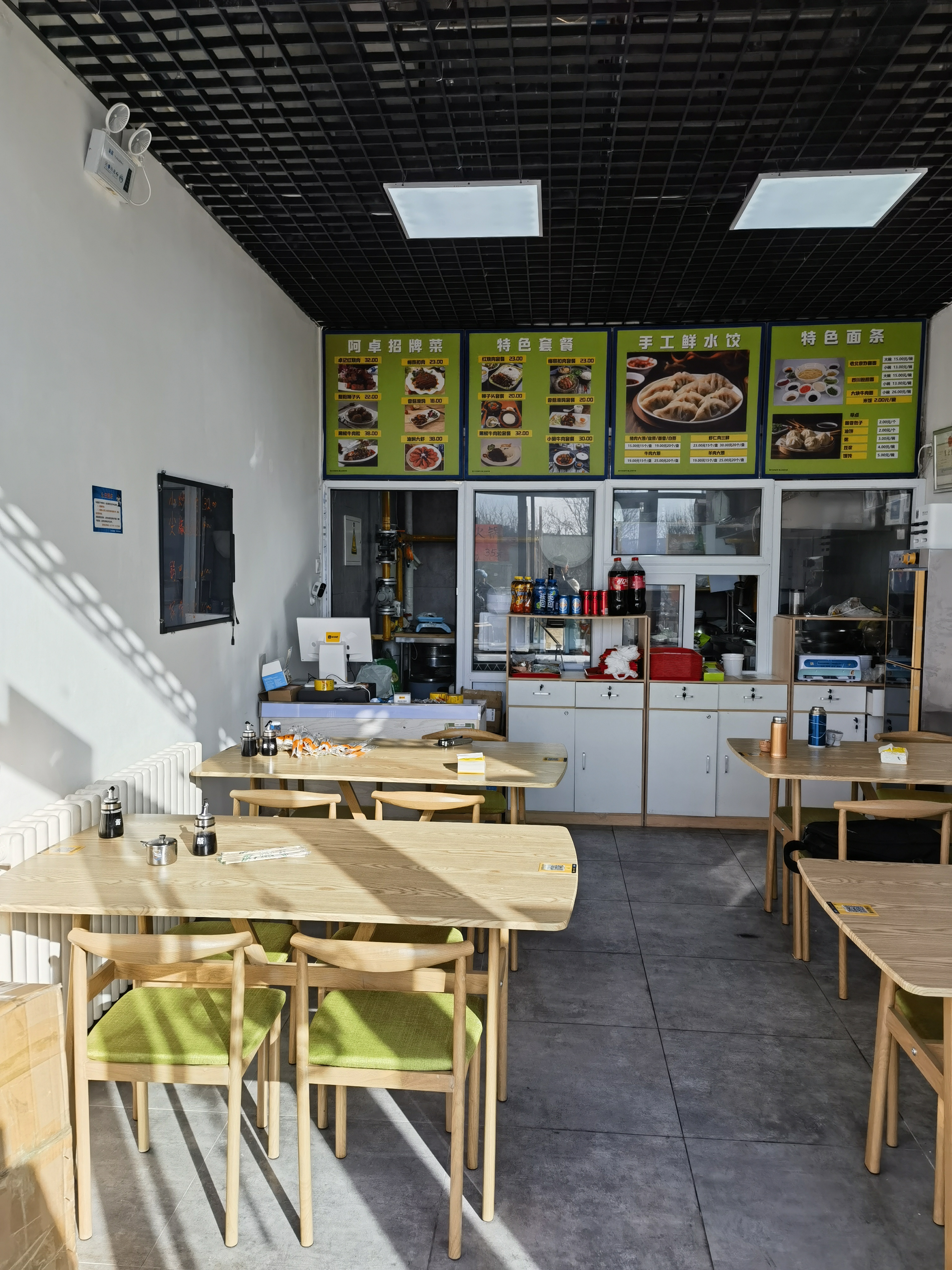 临街快餐店转让 外卖厨房转让 饭店转让 小吃店转让