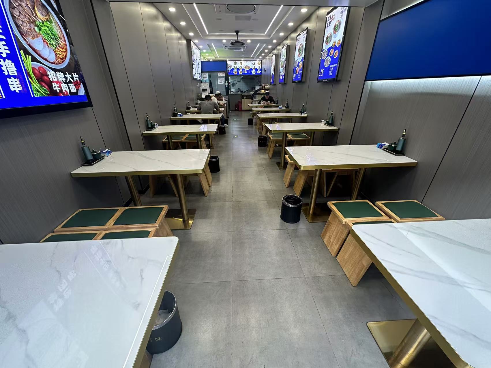西城 喆啡酒店旁 兰州拉面转