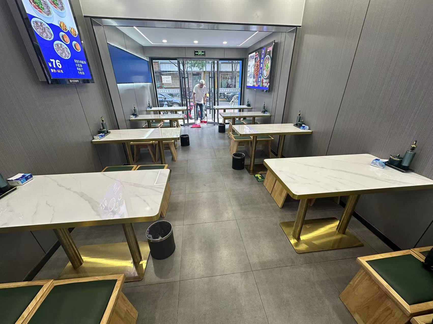 西城 喆啡酒店旁 兰州拉面转