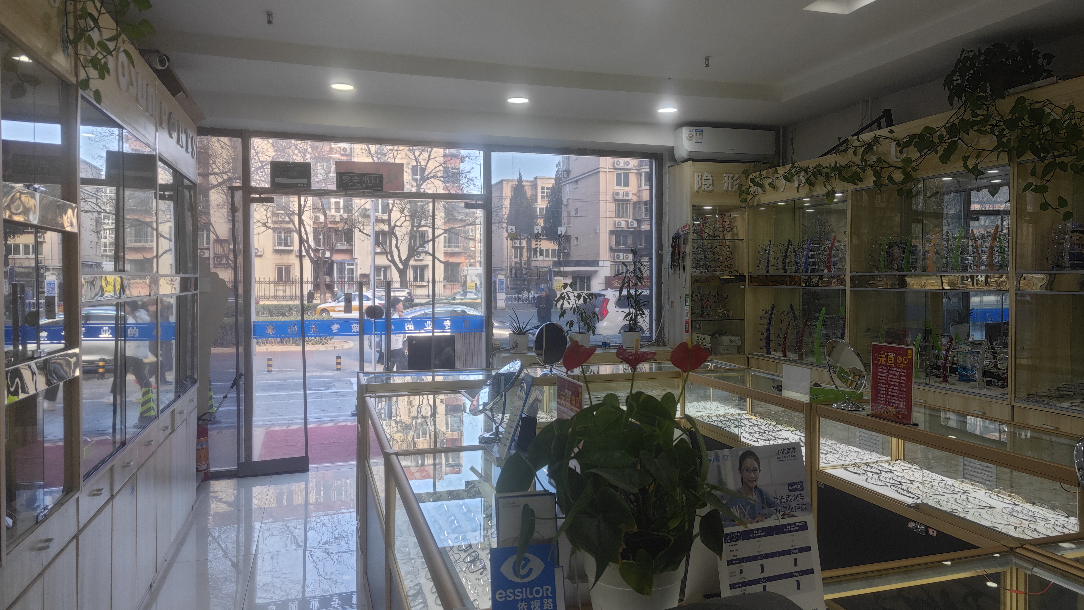 丰台角门西眼镜店转让