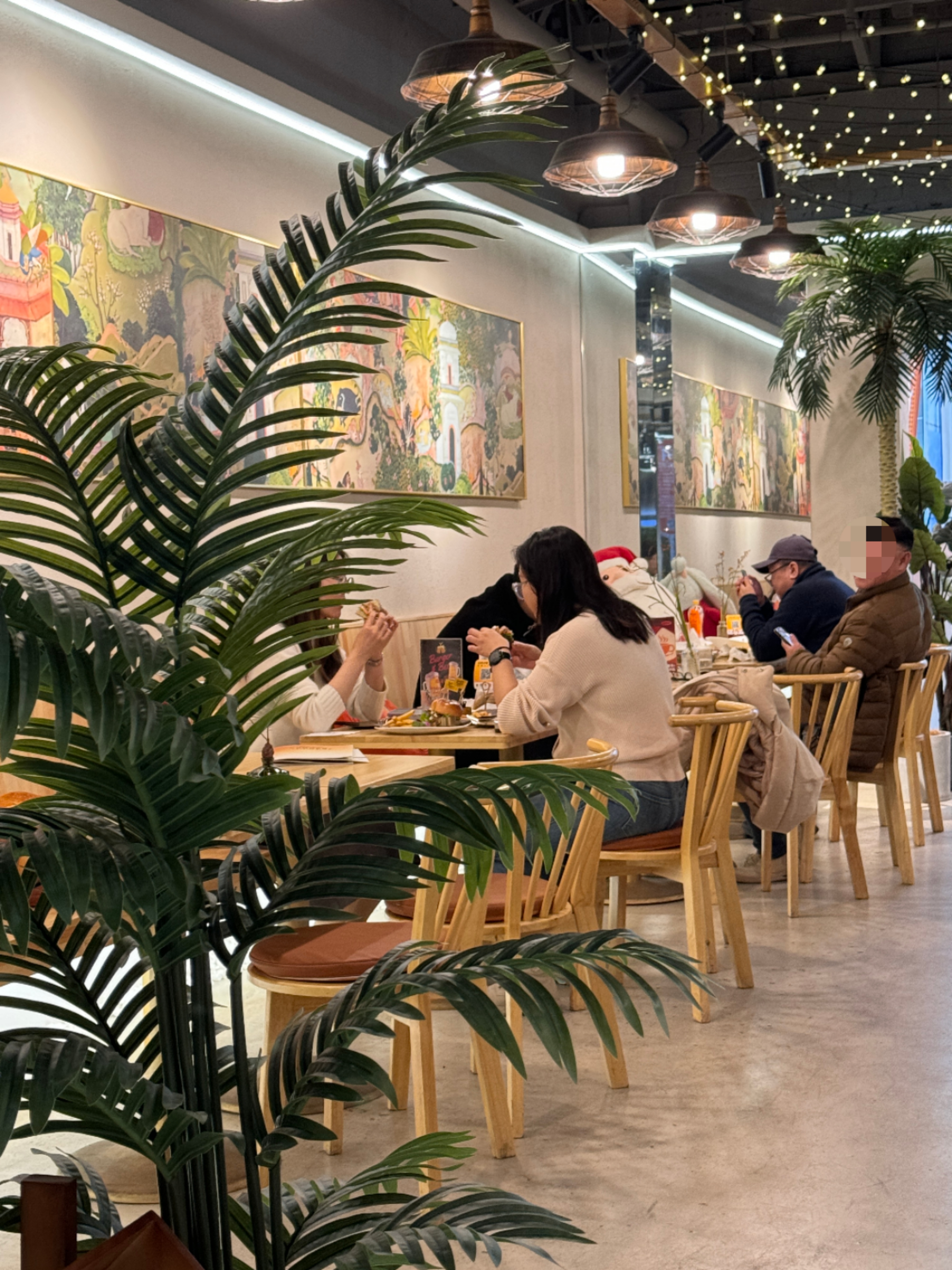 朝阳区酒仙桥150平米餐饮旺铺转让 临将台地铁颐堤港