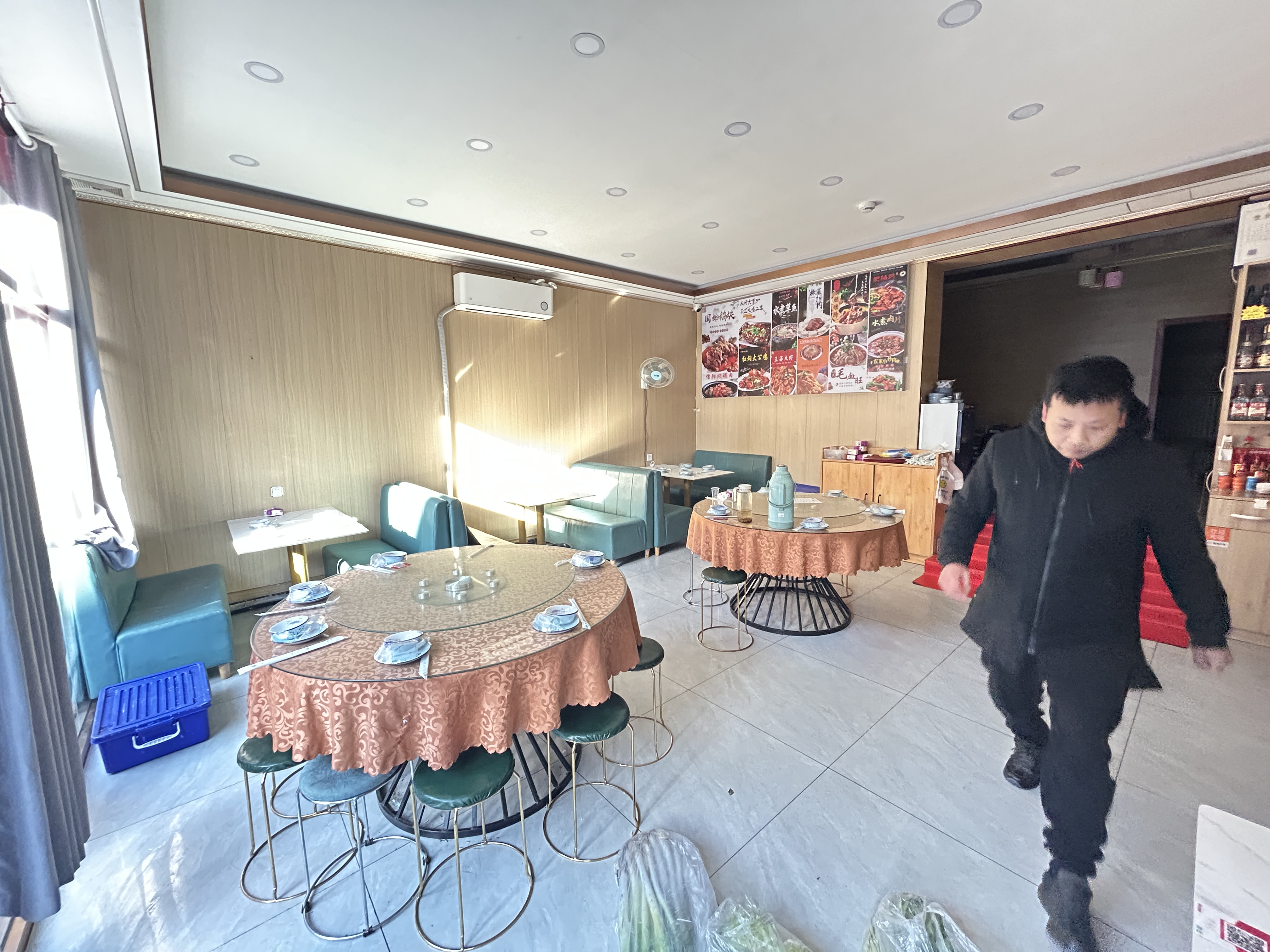 昌平南七家，主街临街旺铺150平餐饮