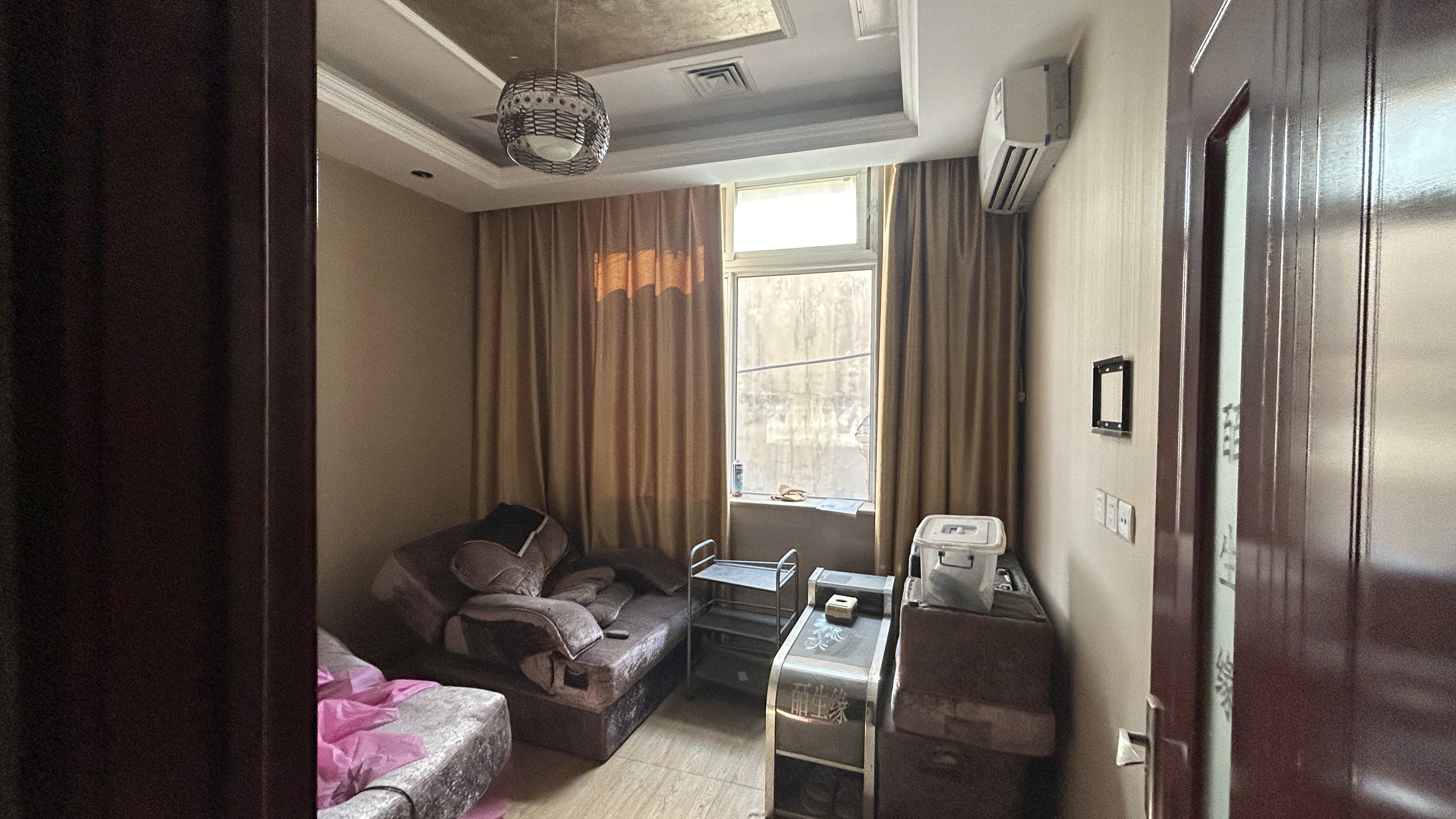 朝阳黑庄户乡1000㎡商铺出租，可分租可库房宿舍办公