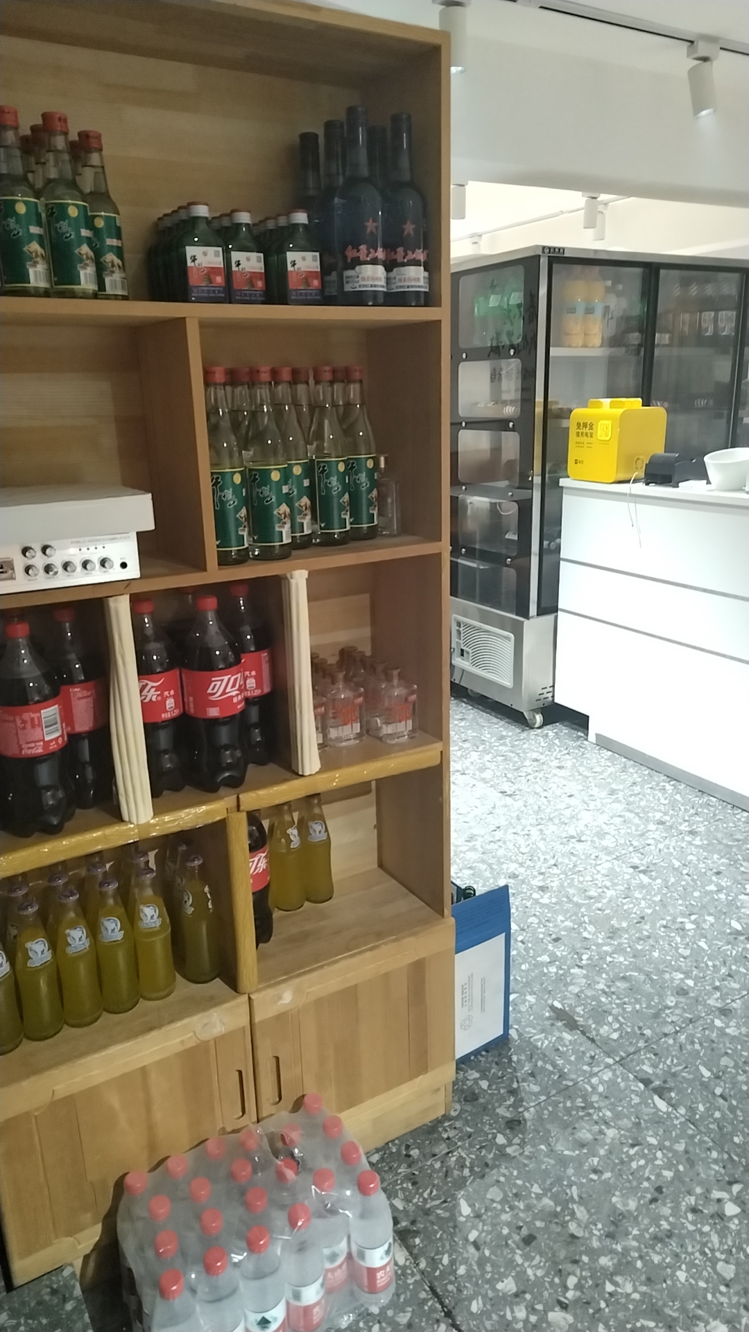 临街烧烤店转让  临街串吧转让  临街火锅店转让