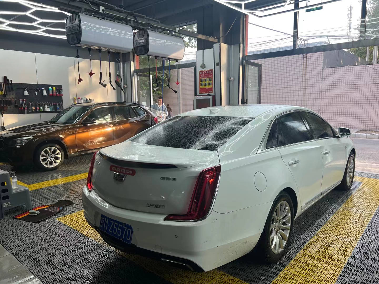汽车美容维修洗车店转让