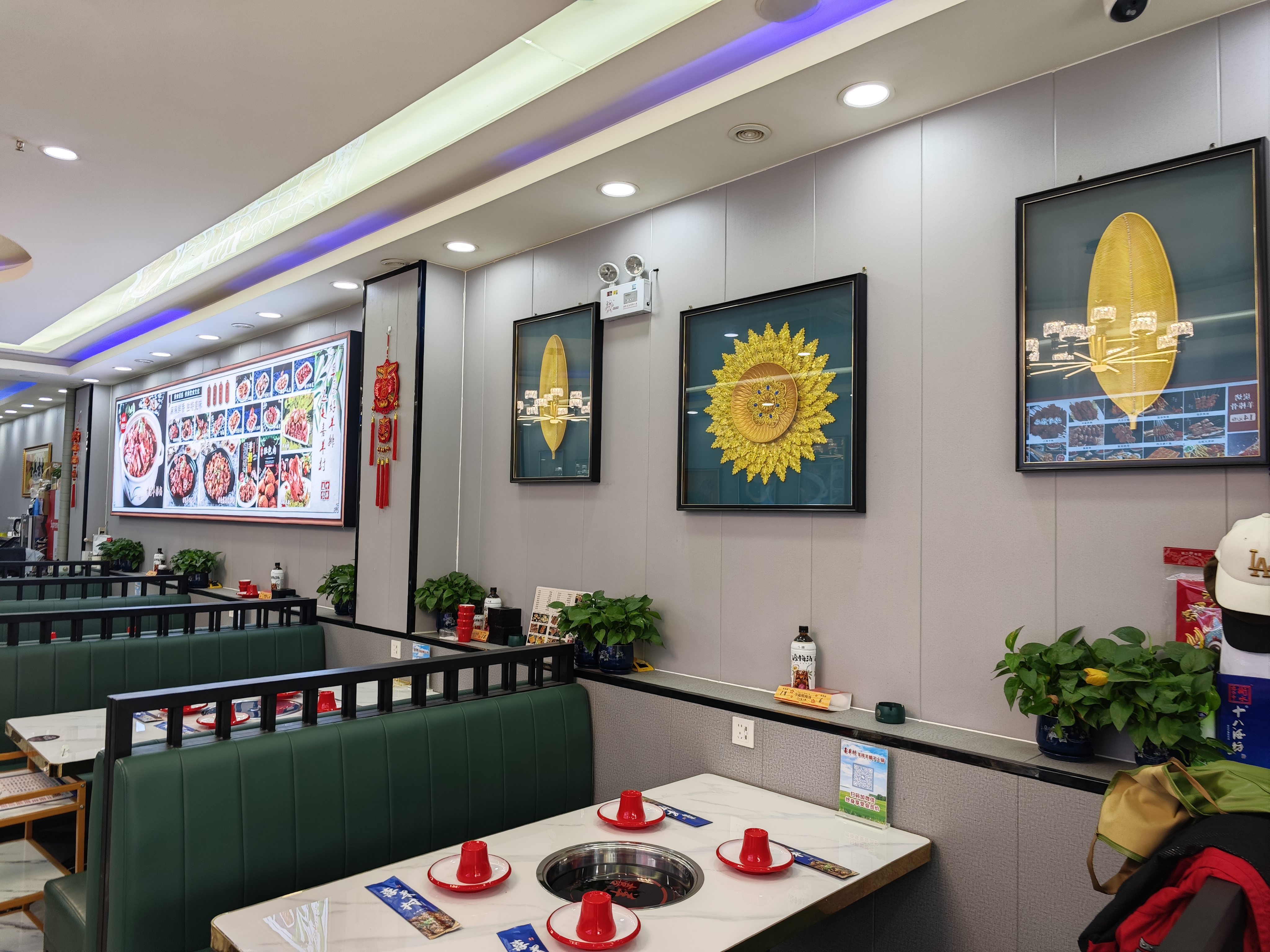 临街饭店转让 羊蝎子店转让 火锅店转让 拉面店转让