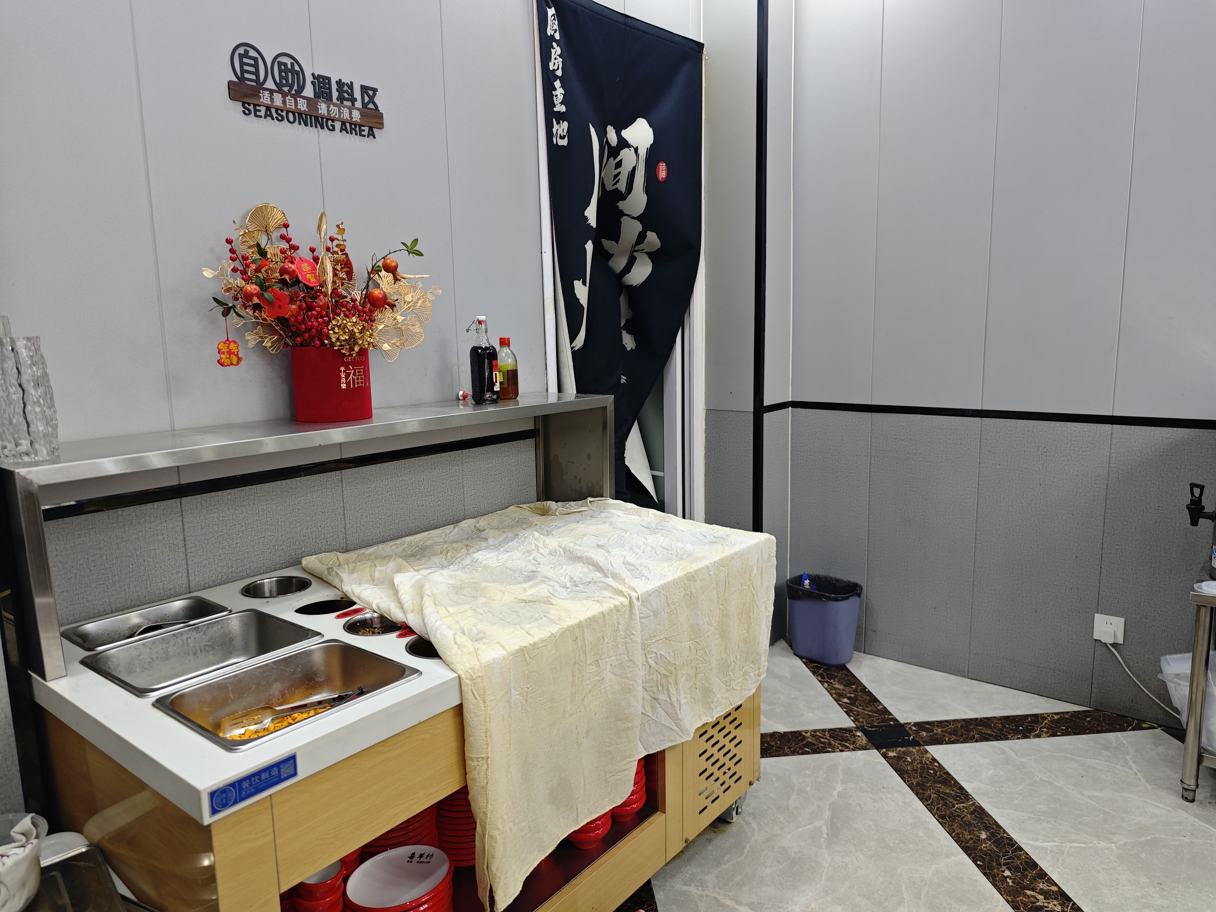 临街饭店转让 羊蝎子店转让 火锅店转让 拉面店转让