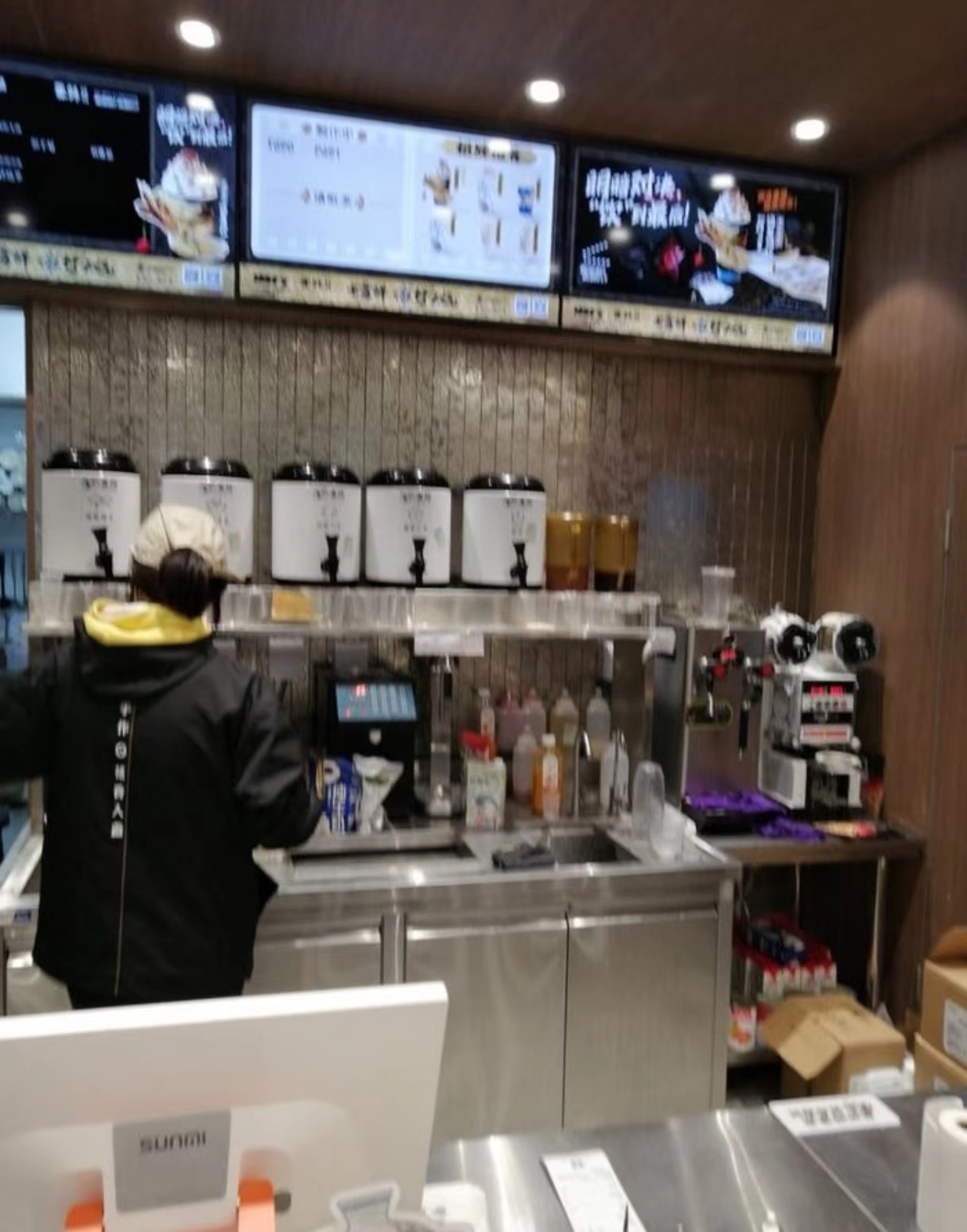通州万达金街  奶茶店水吧转让  可空转做餐饮