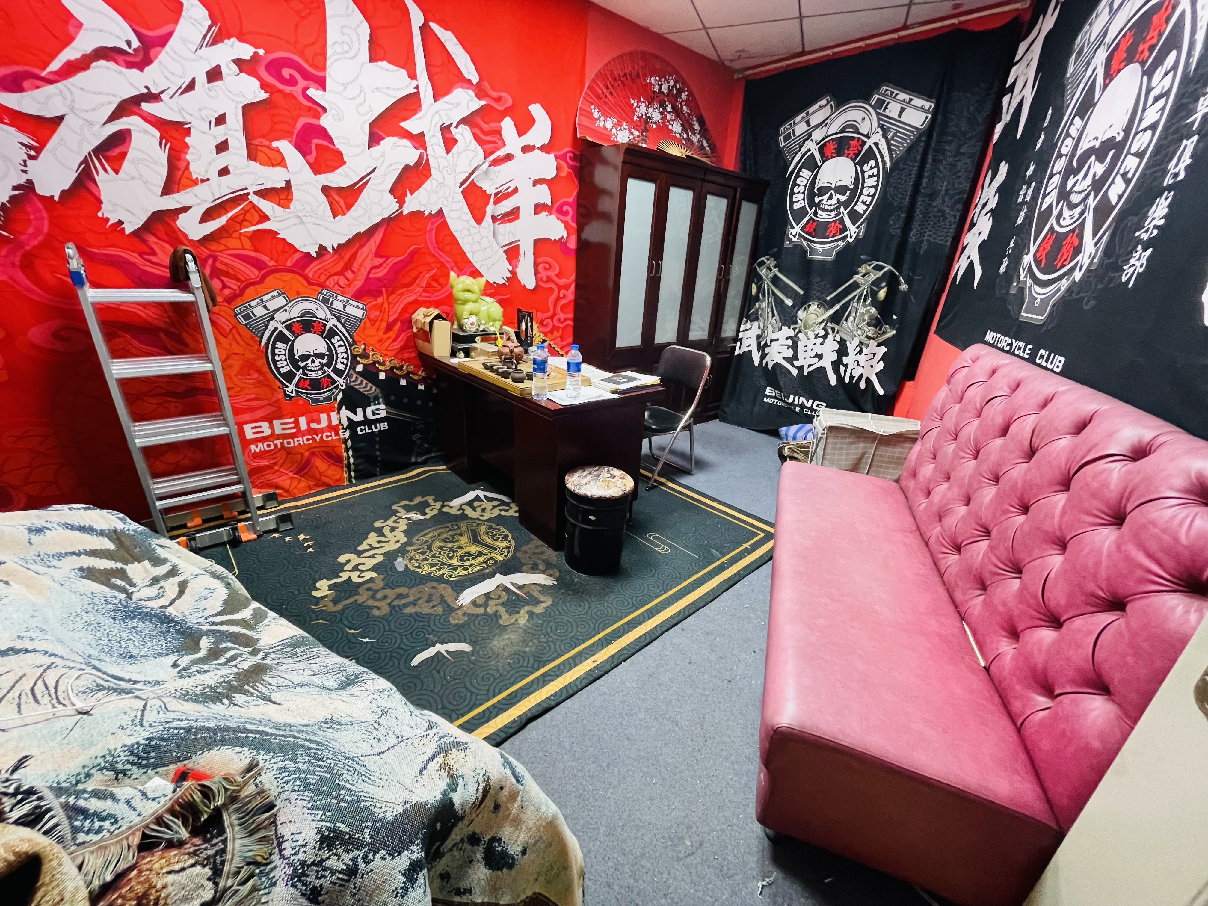 D丰体时代大厦底商出租可整可分租养生 足疗 培训