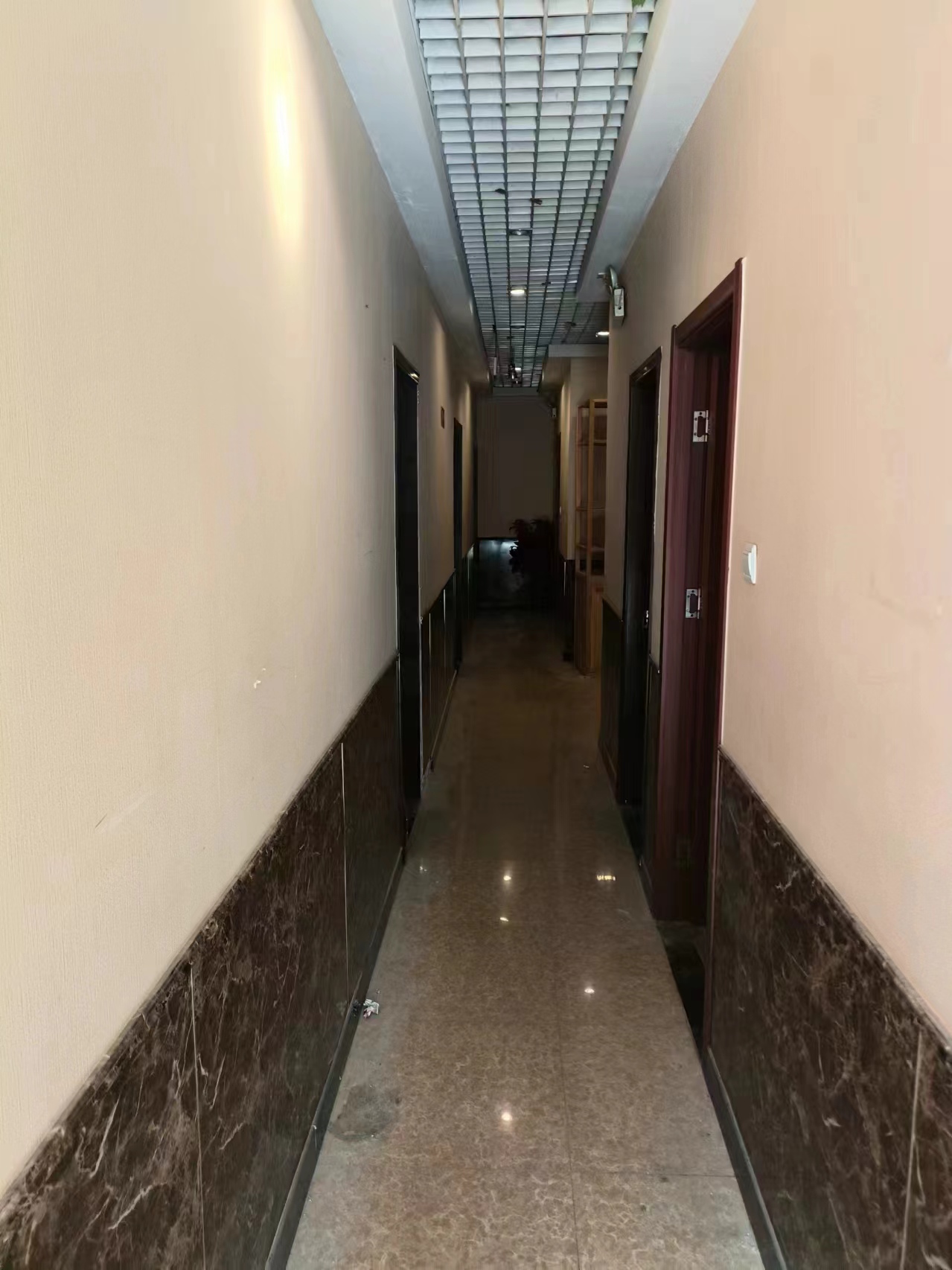 临街商铺房东直租 培训机构出租 健身房出租