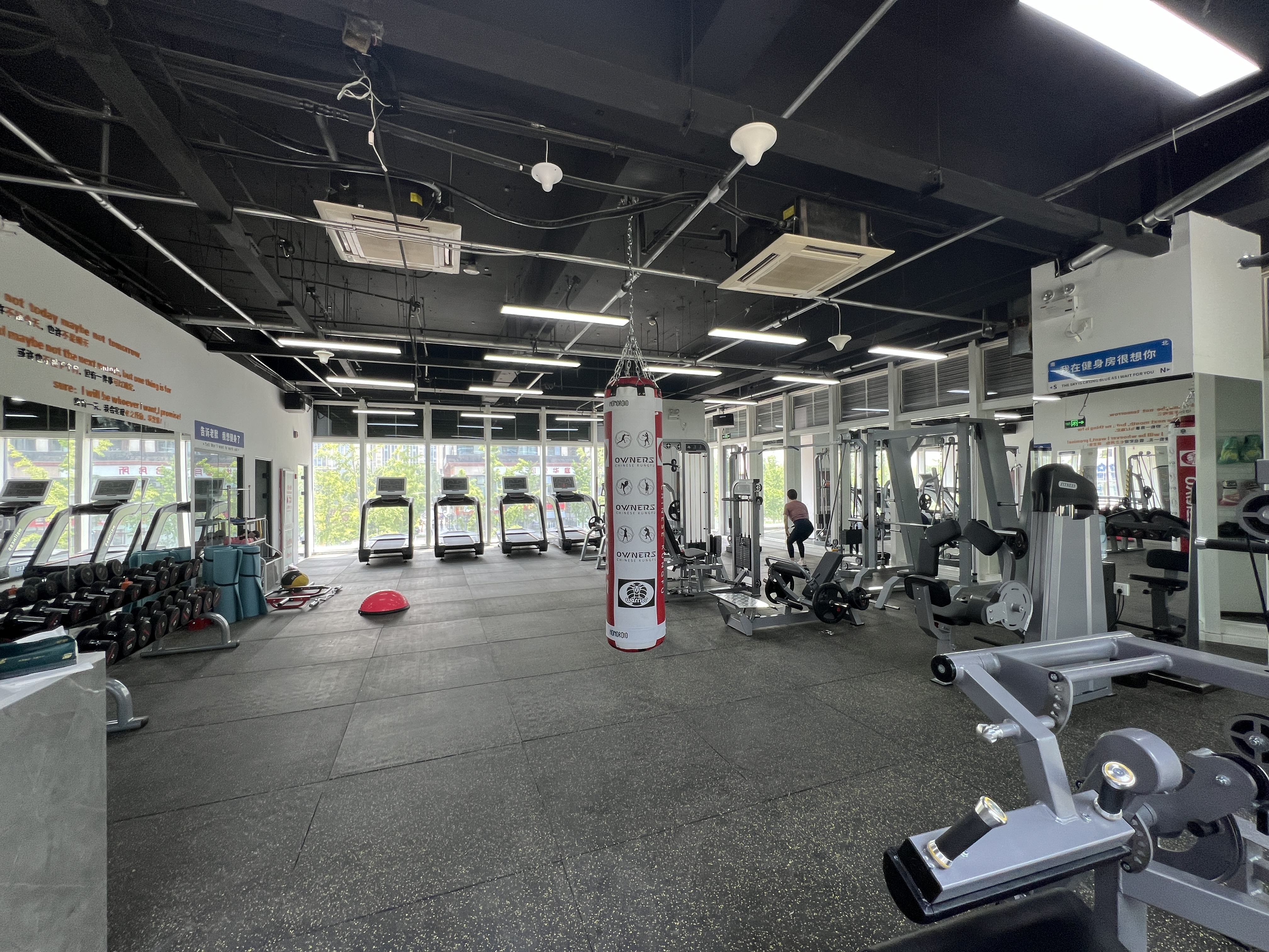 经营四年 健身房 健身工作室 店铺转让