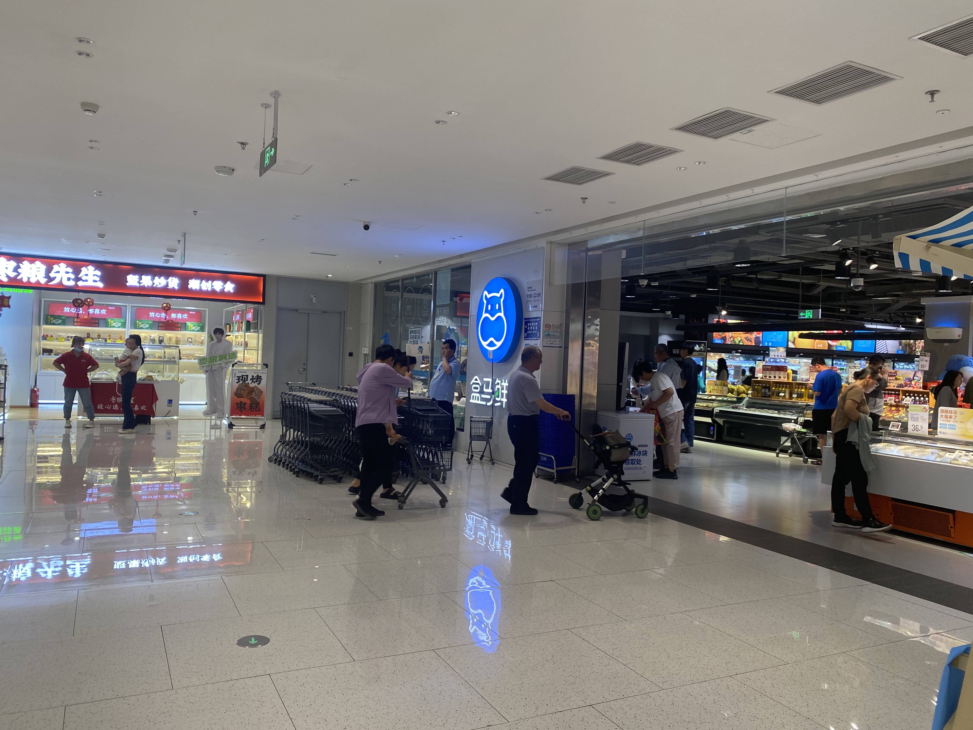通州爱琴海商场 餐饮店铺 好位置 出兑转让