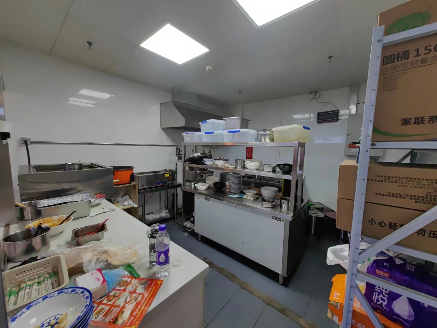 店铺转让，西城积水潭 美食城 档口 转让 商场