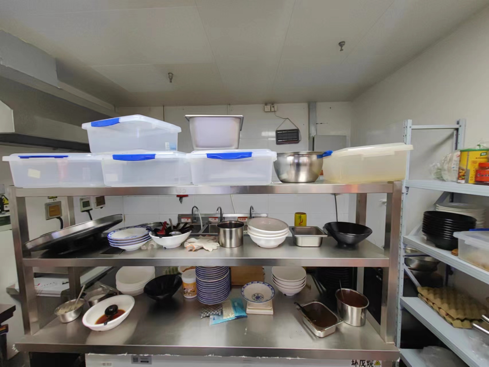 店铺转让，西城积水潭 美食城 档口 转让 商场
