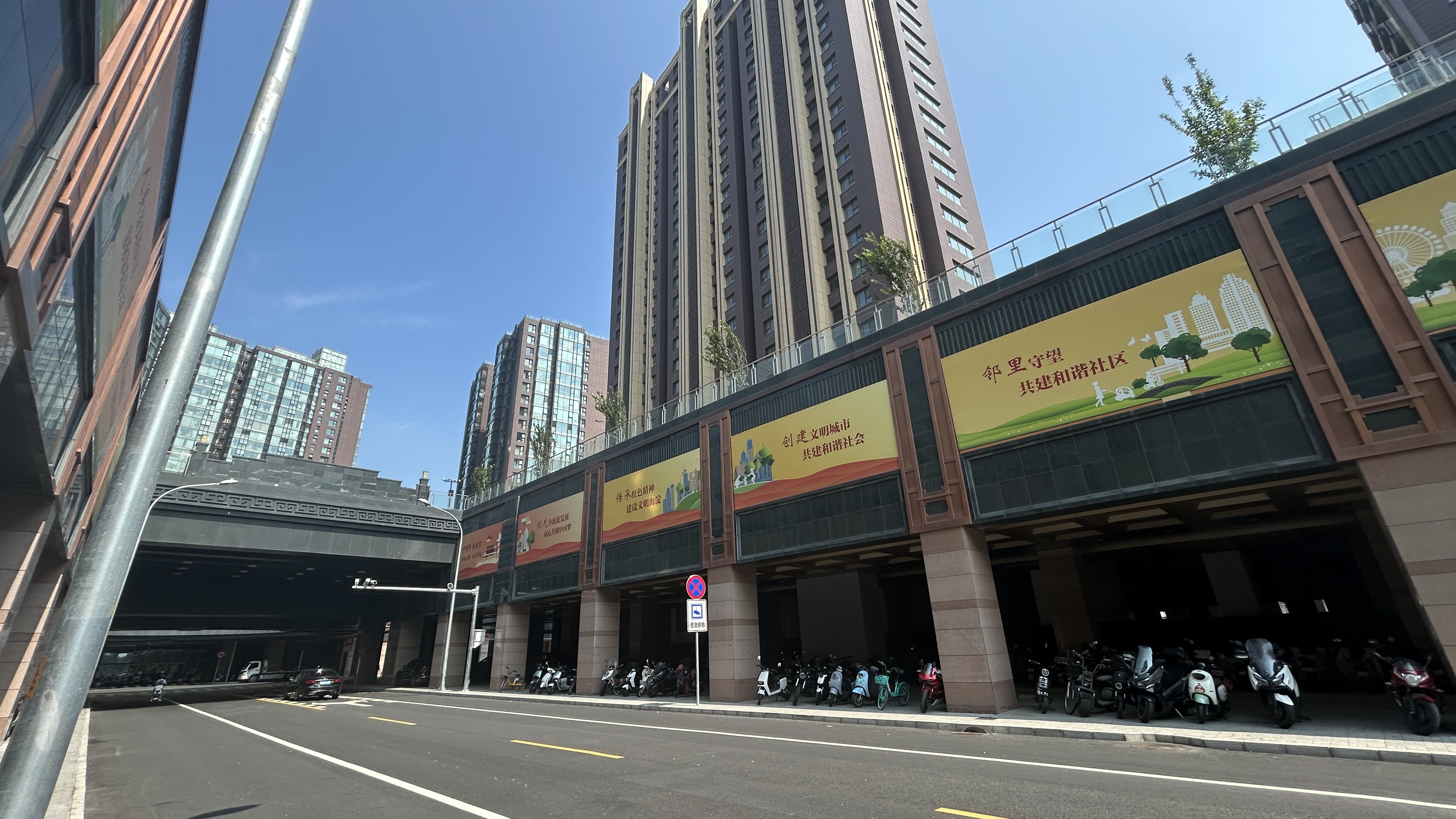 海淀清河嘉园临街底商档口出租有燃气