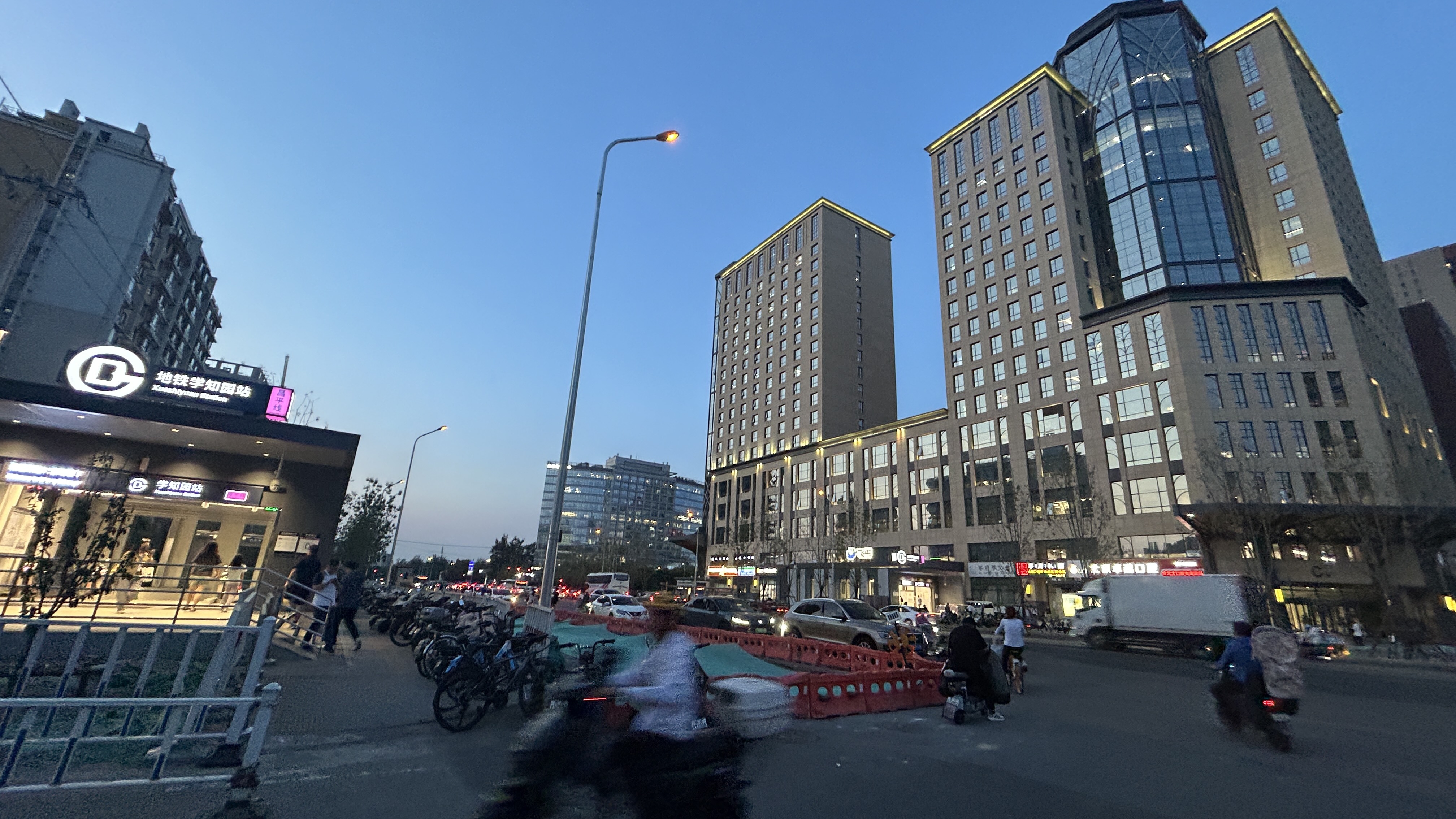 海淀区五道口大学城商圈附近的果切店转让