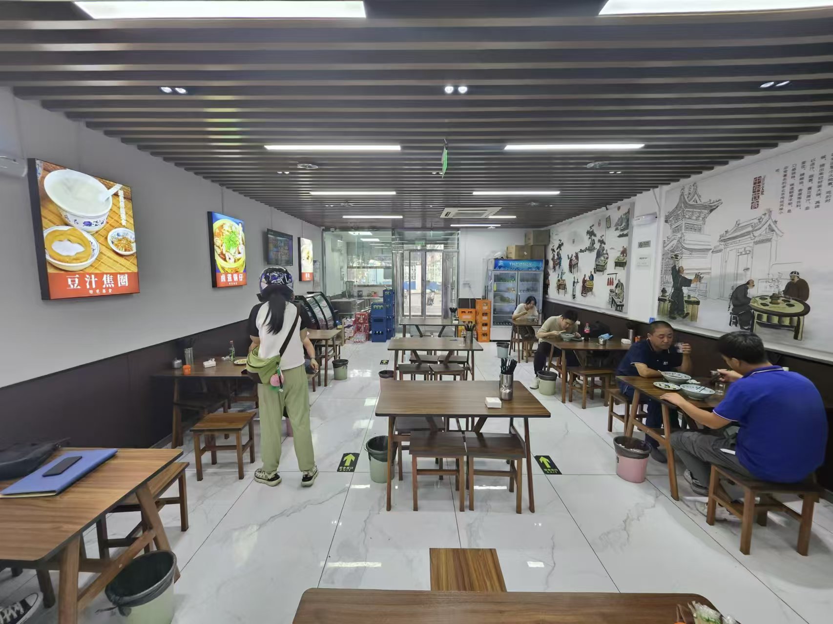 餐饮底商转让 石景山 古城 临街店铺整体转让