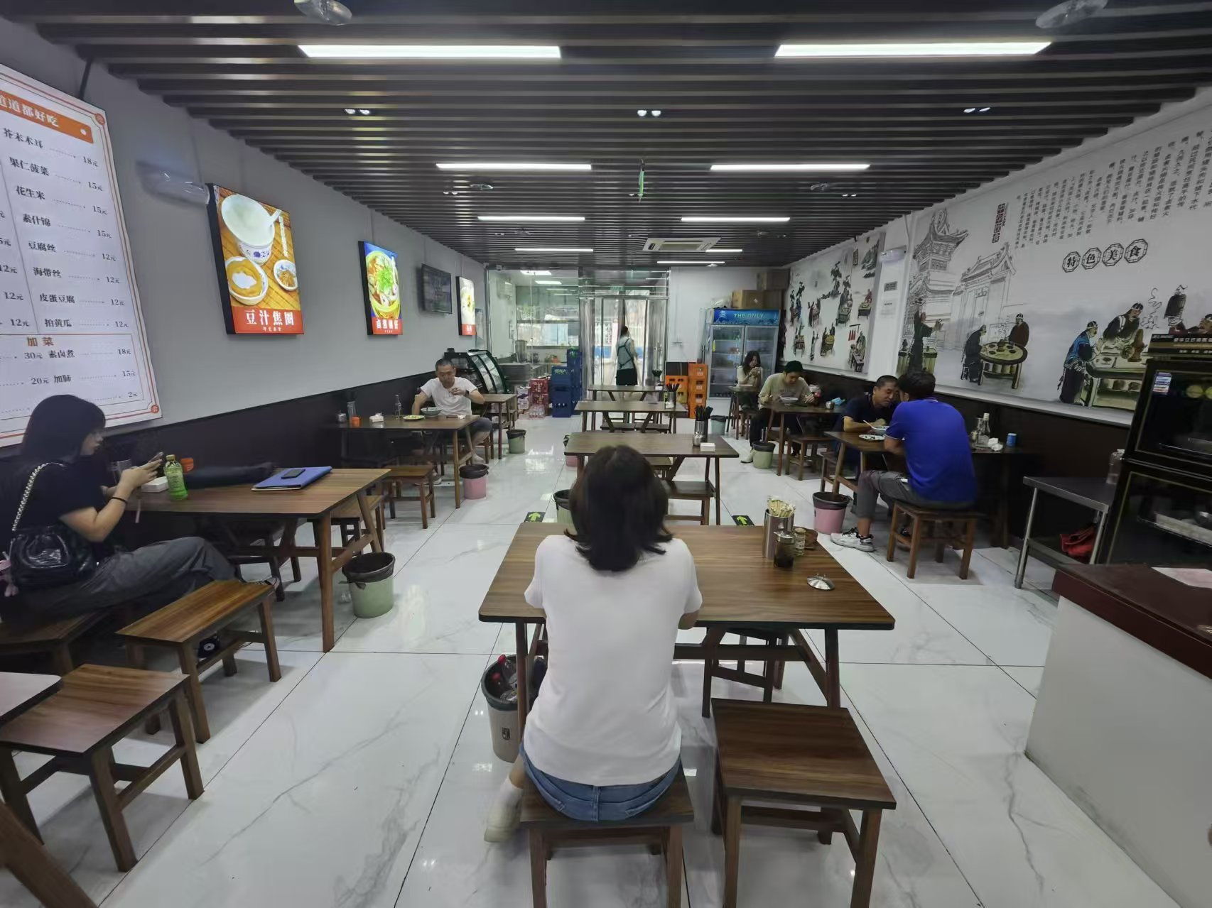 餐饮底商转让 石景山 古城 临街店铺整体转让