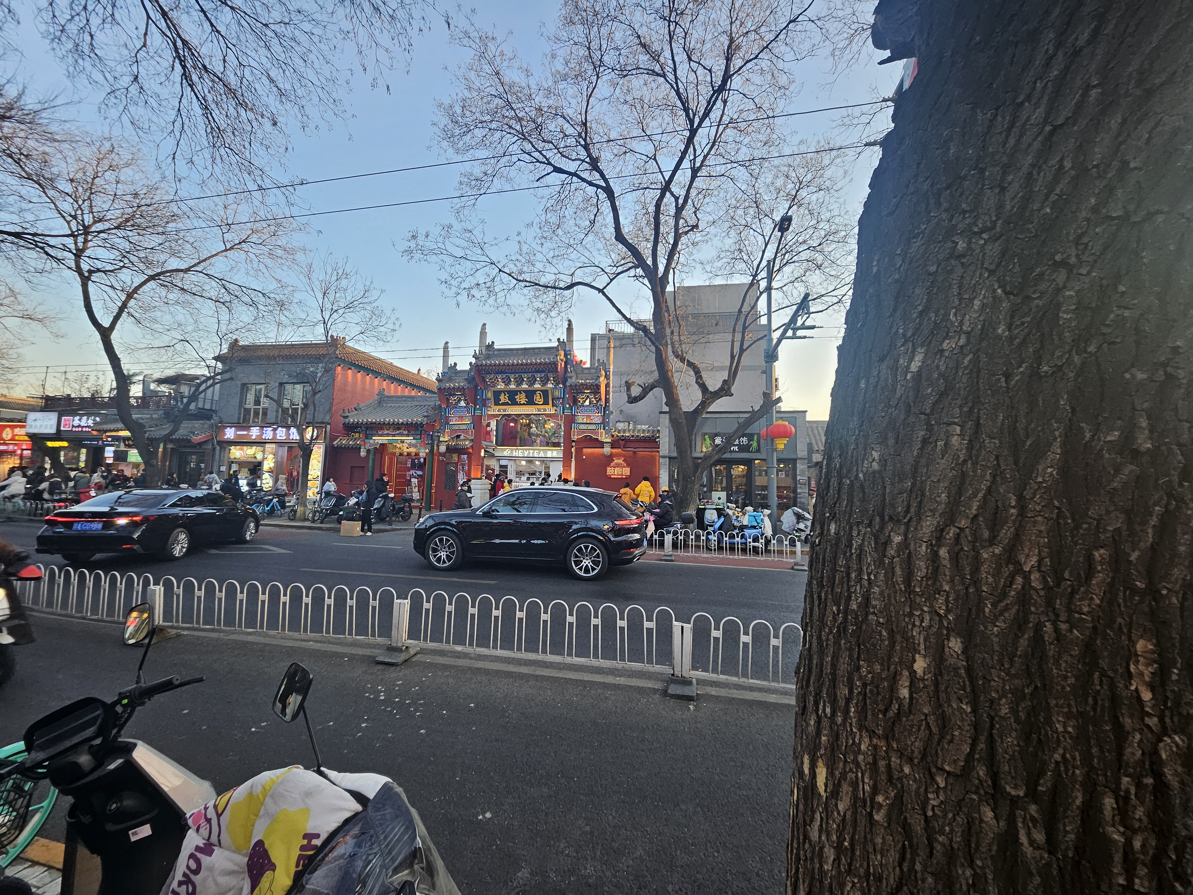 热门商圈小吃转让 东城鼓楼 18平 炸鸡店 整店转让