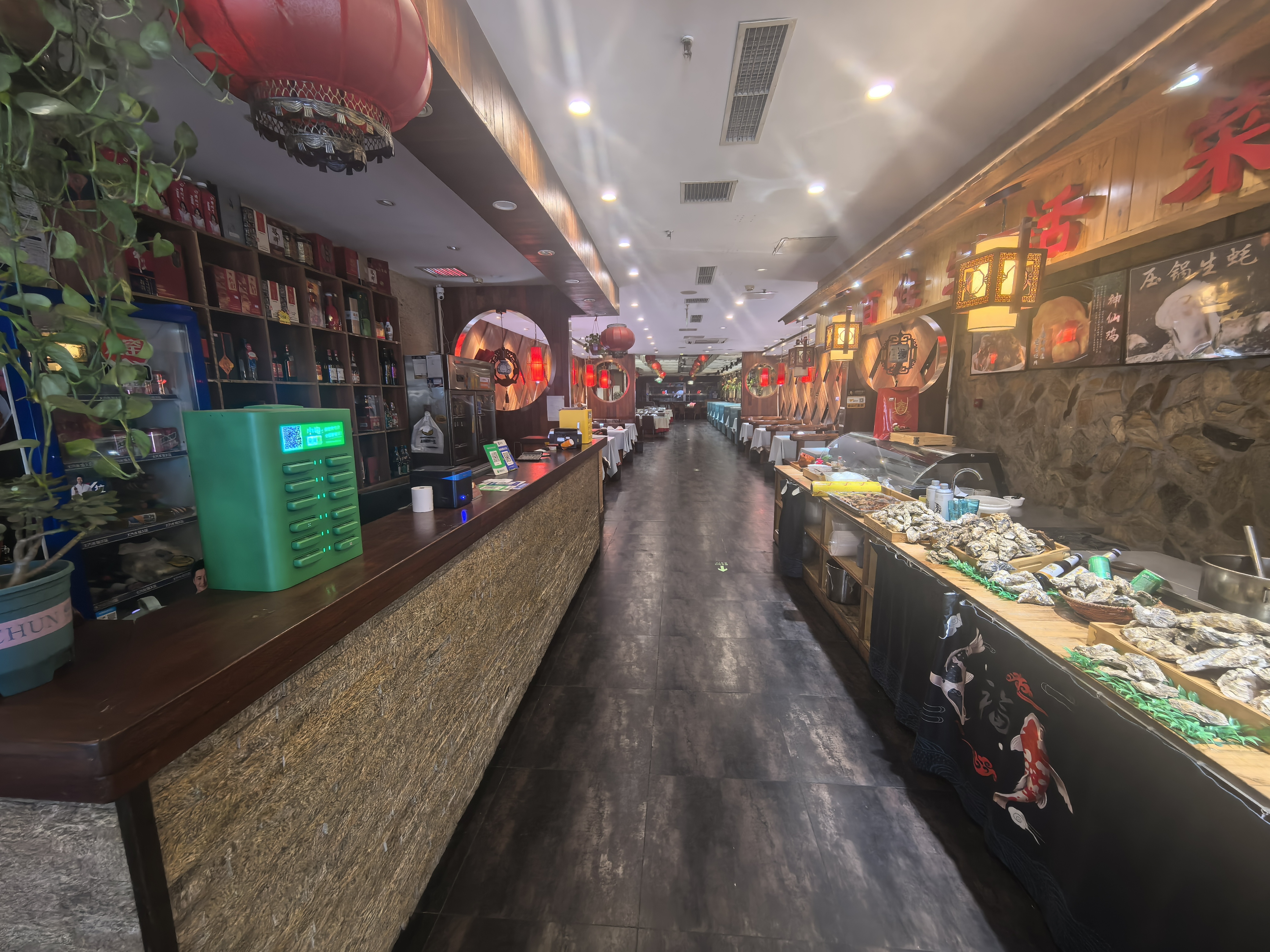 D 丰台临街旺铺，离地铁近，附近学校医院都有