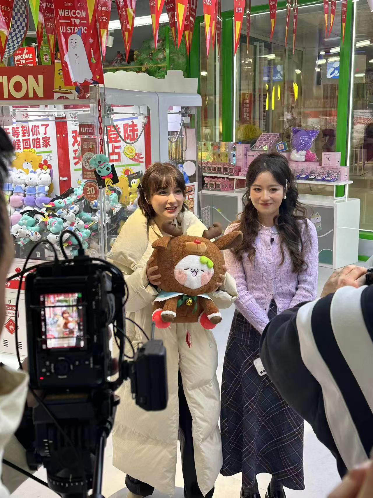 海淀抖音总部旁 娃娃机店转让，潮玩店转让 邻地 铁