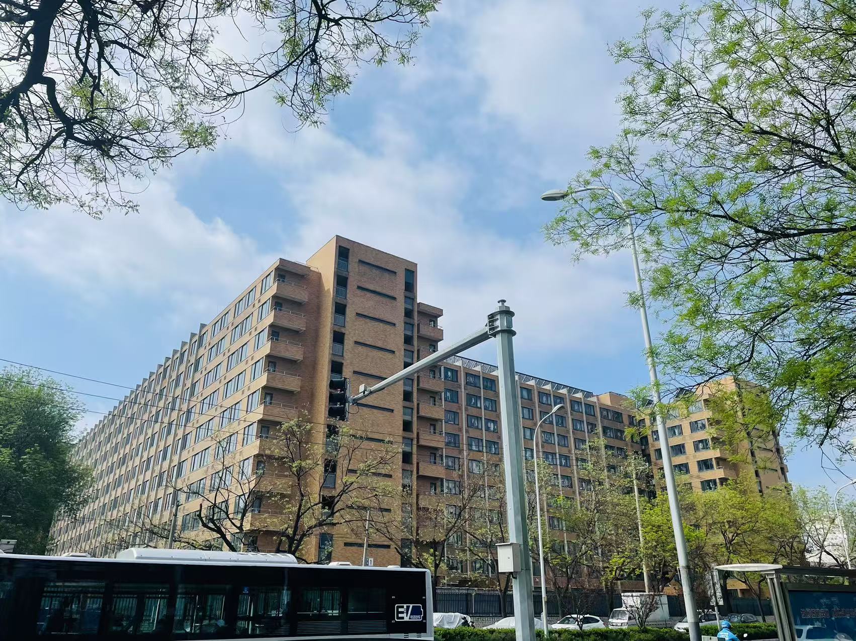 十字路口大展示面商铺房东直租 全业态