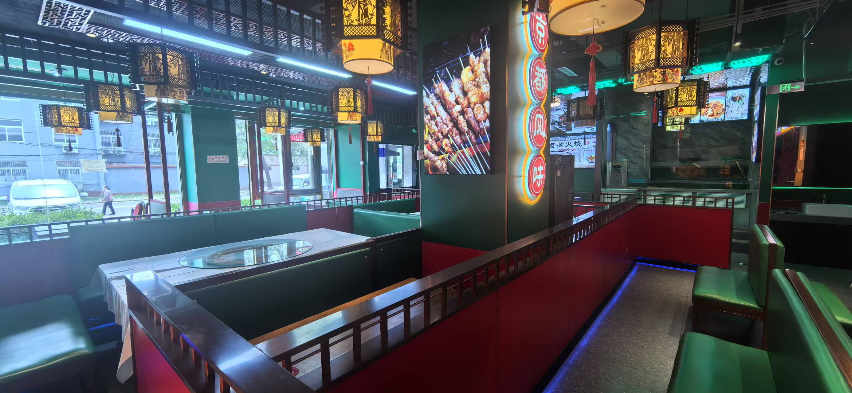 顺义天竺家园公交站旁边精装修餐饮店转让 临街商铺