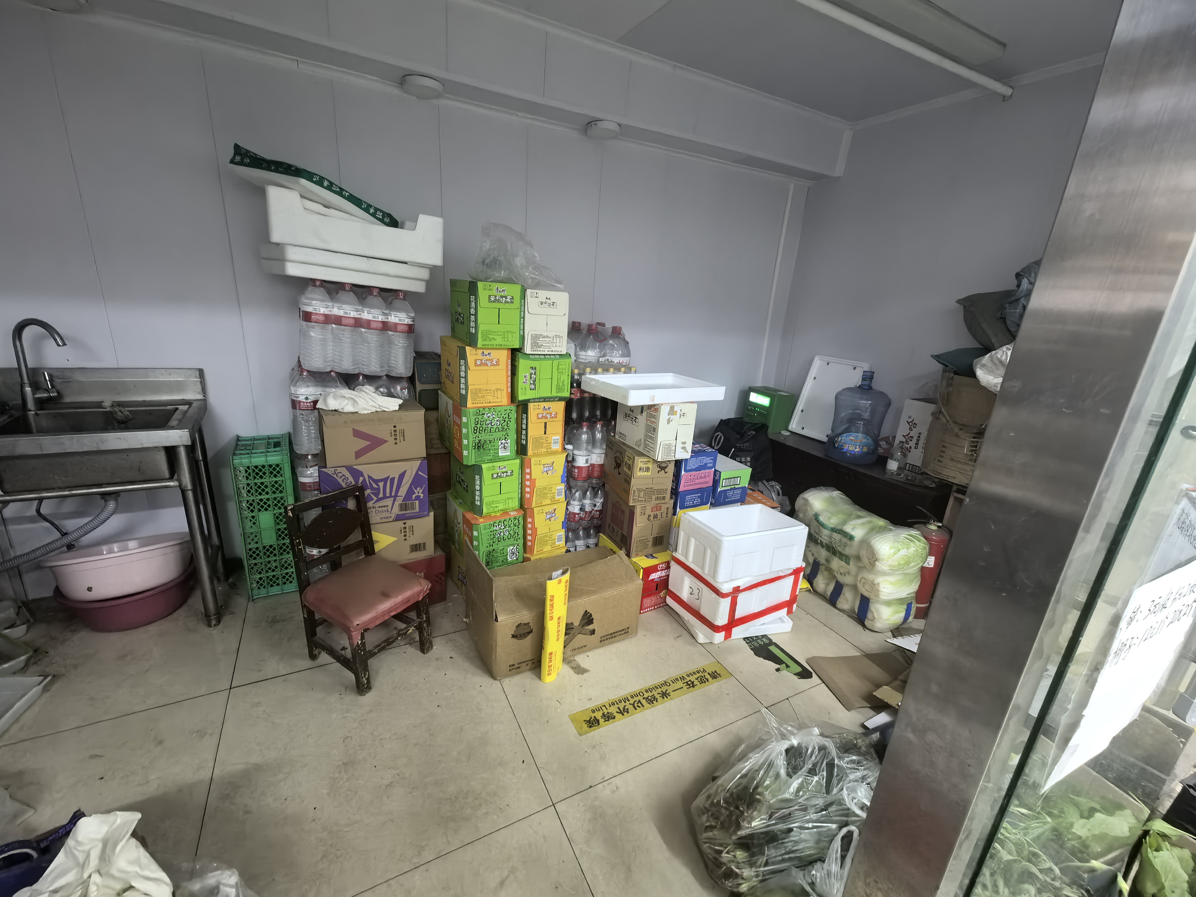 西城临街超市出租 便利店  美容  棋牌全业态出租