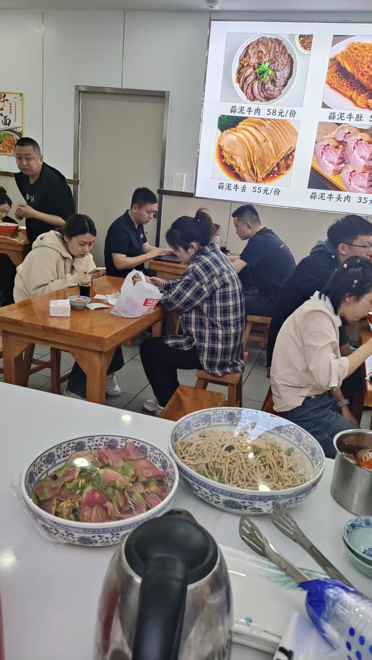 健德门地铁出口餐馆转让