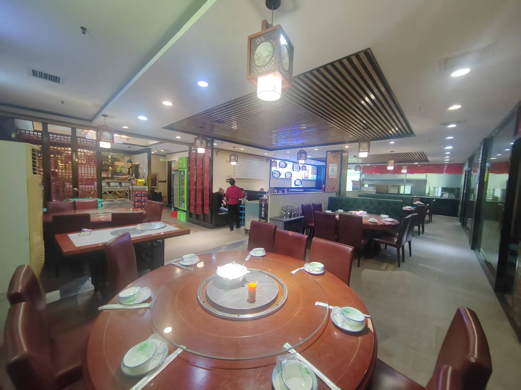 朝阳十八里店京府居羊蝎子，临街底商，旺铺转让