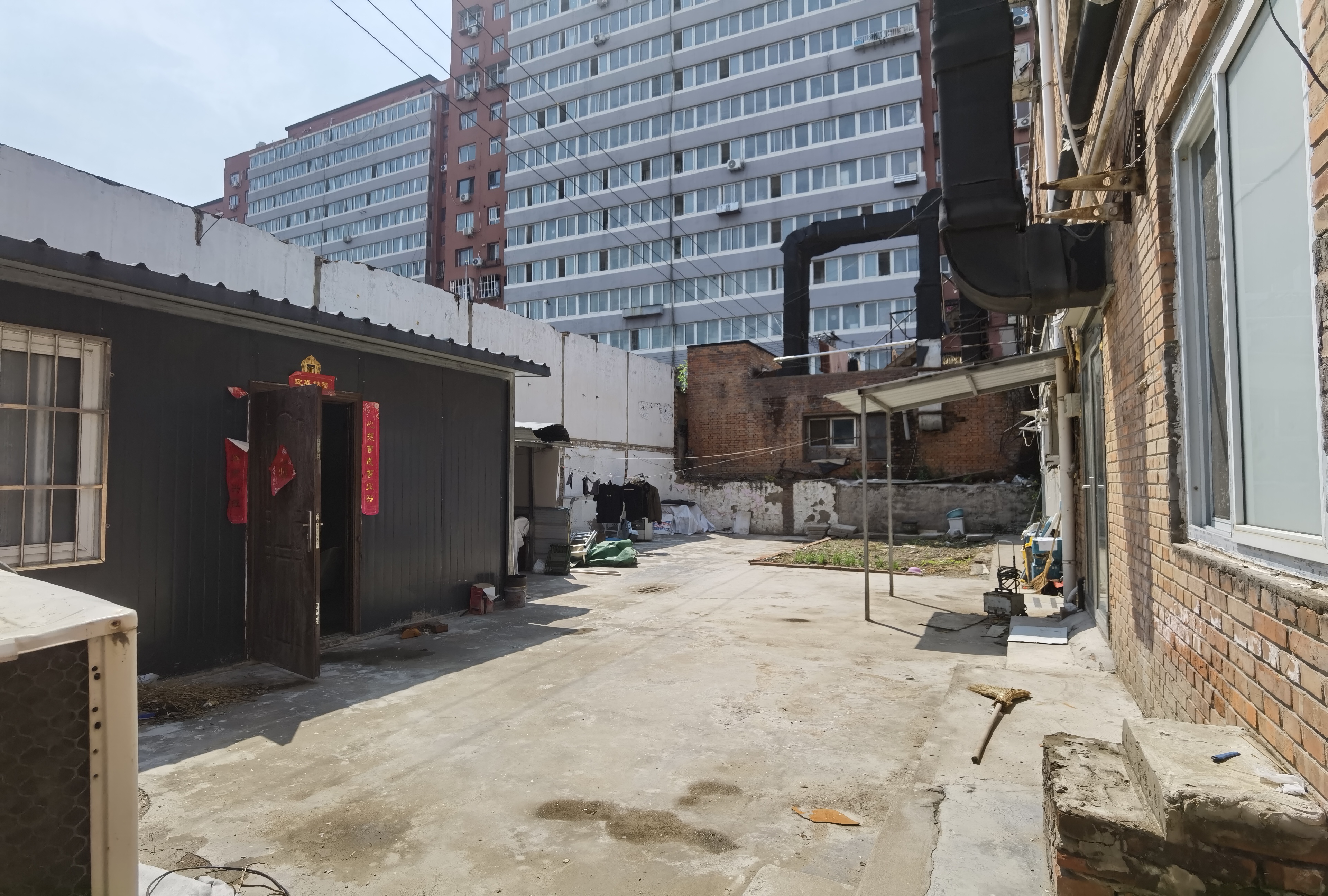 丰台马家堡东路三环旁临街商铺150平带100平小院