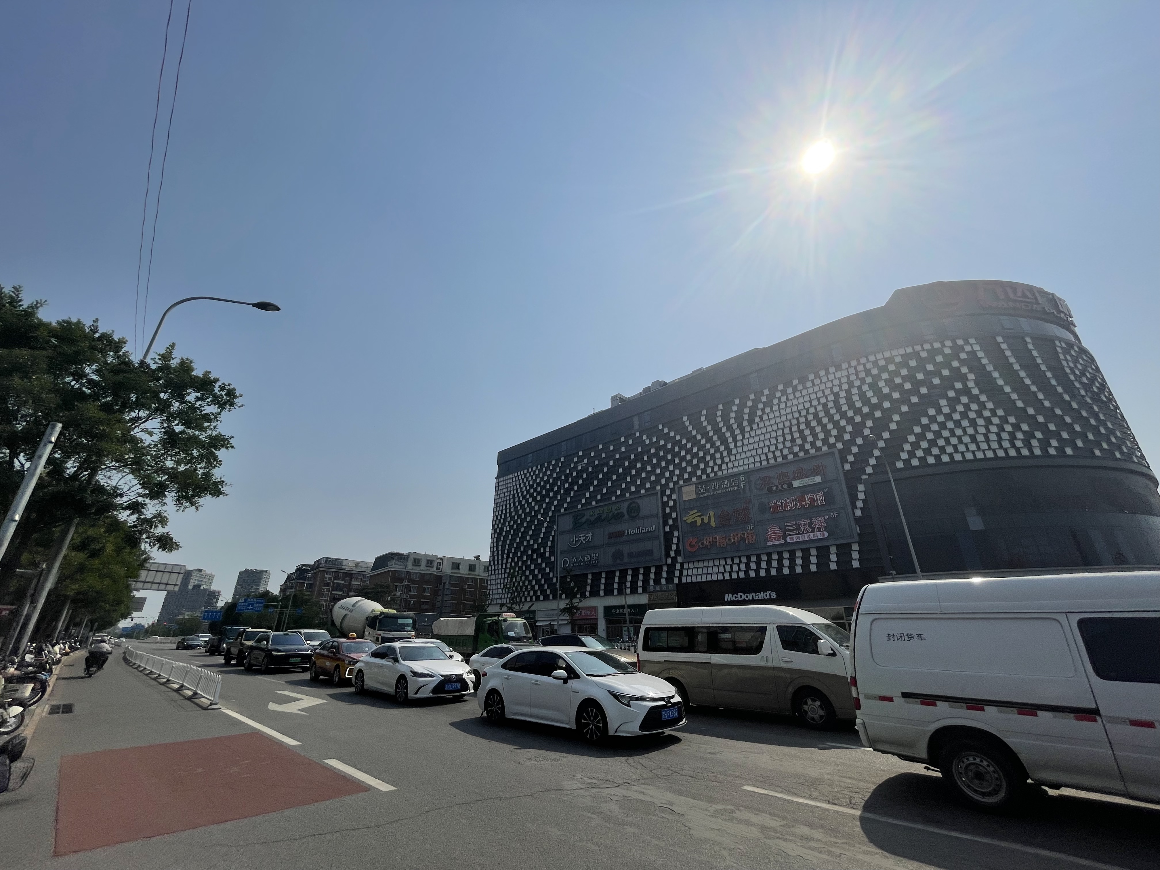 临街商铺房东直租 超大展示面适合各种便民项目