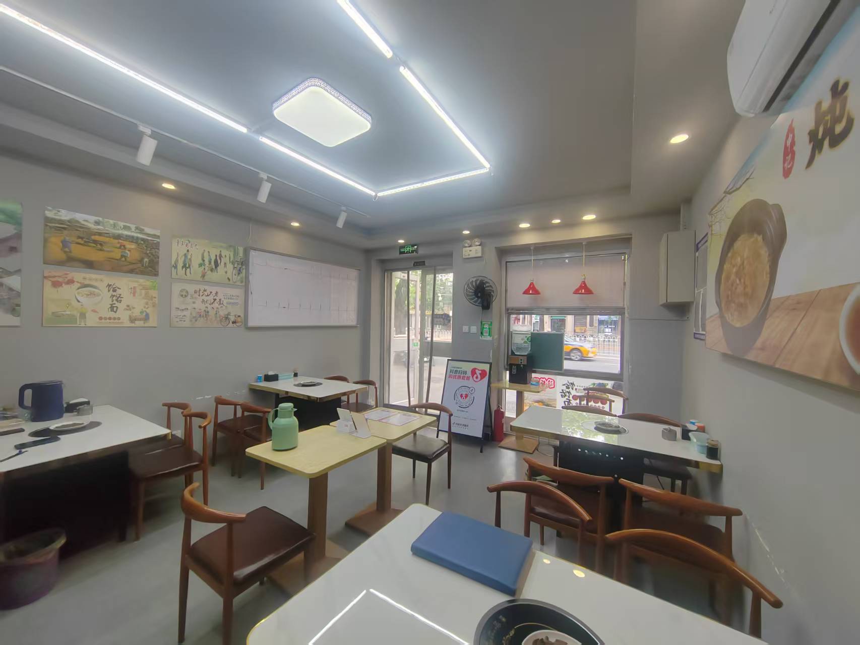 东城簋街炖三宝，旺铺转让，临街底商