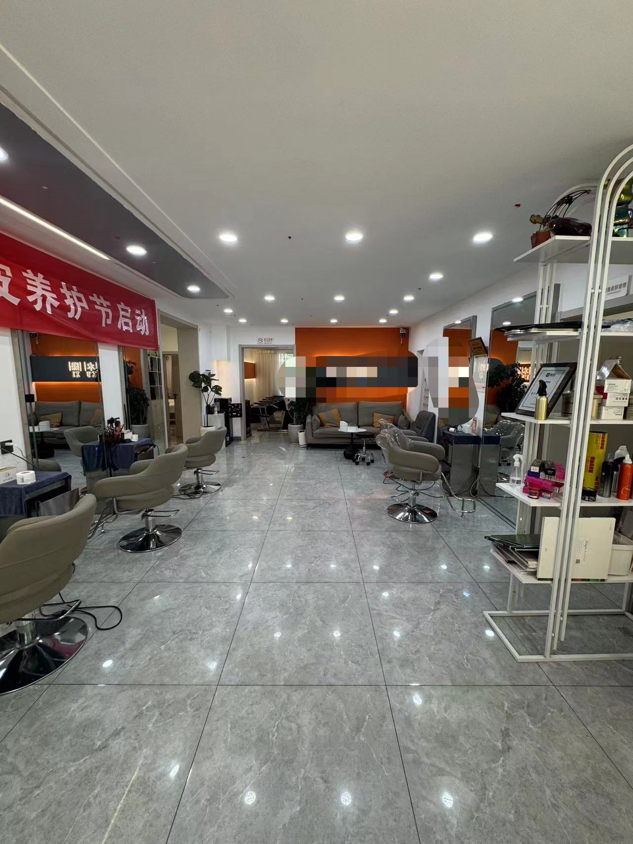 临街底商美发店转让美容院转让会员稳定养生转让