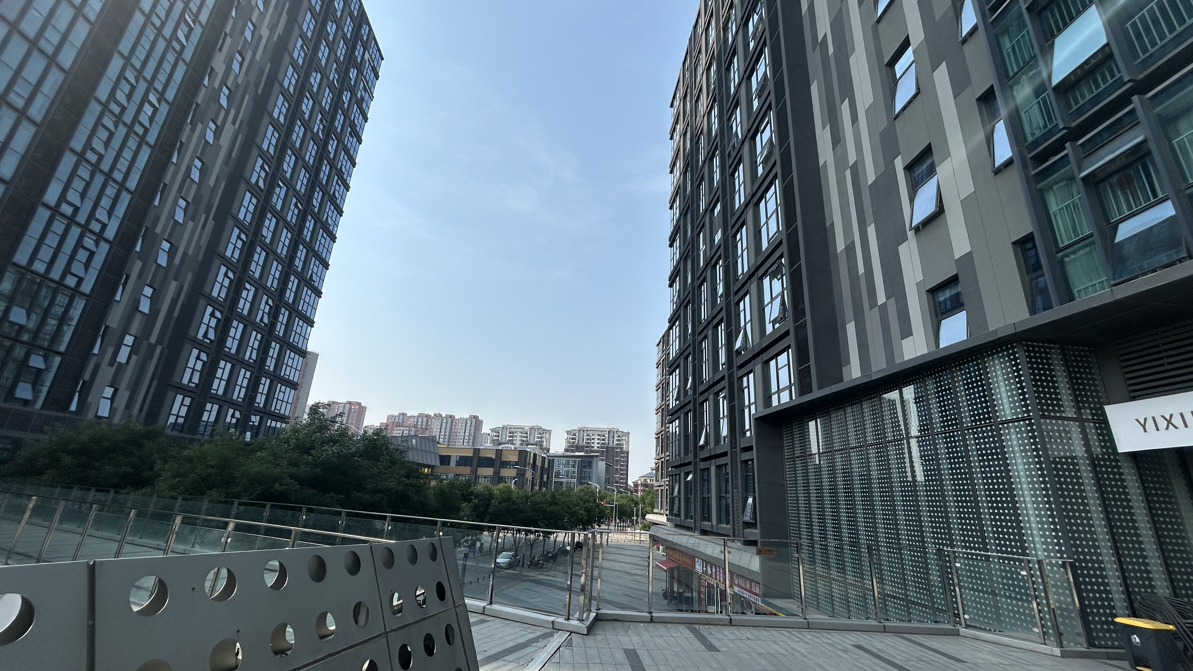 房山长阳地铁附近临街烧烤火锅大排档店铺转让
