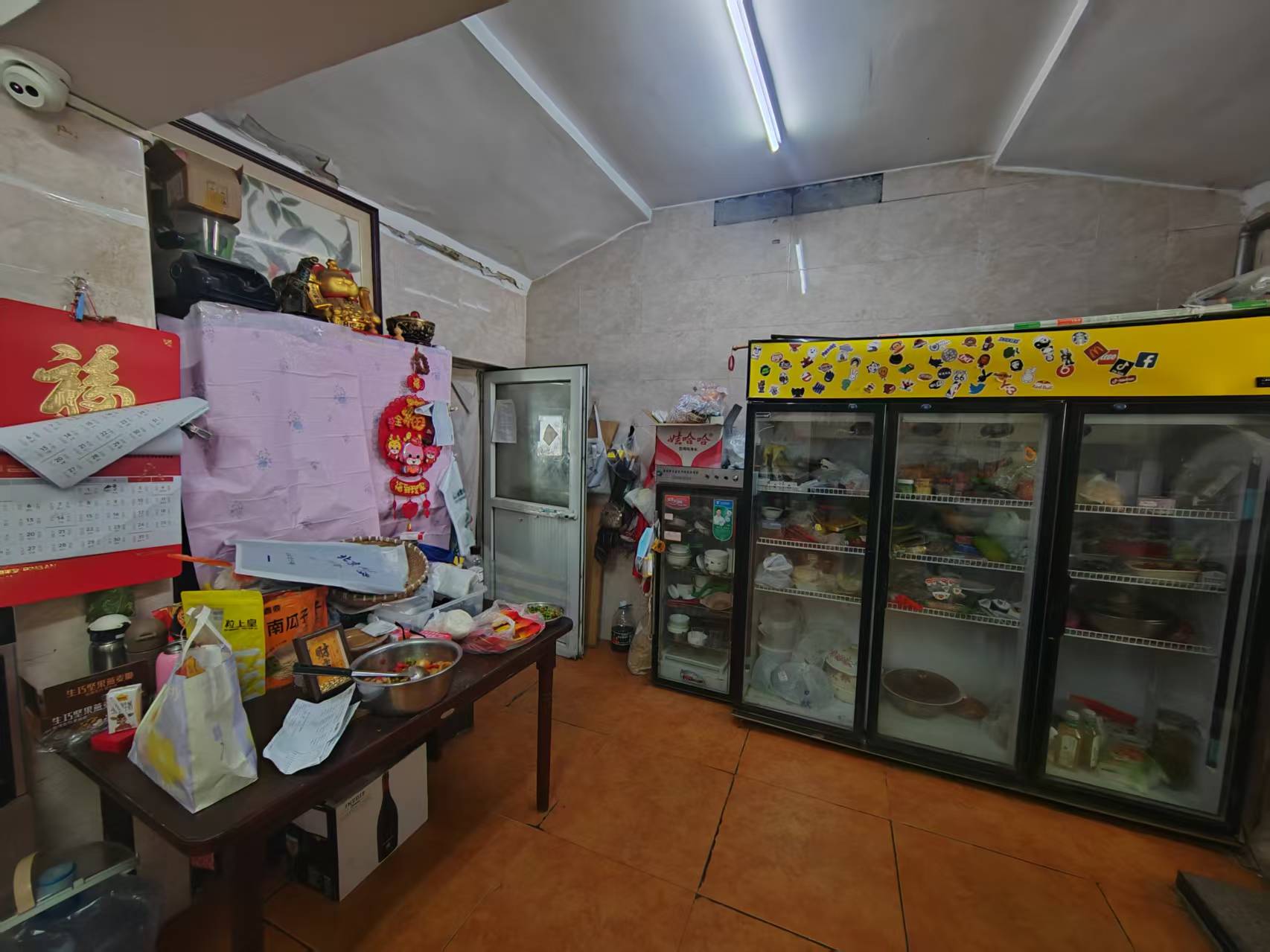 东城海运仓客愿来小吃，旺铺招租，临街底商