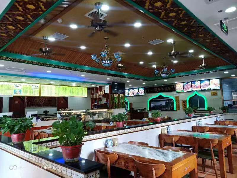 临街底商纯一层饭店转让可以明火