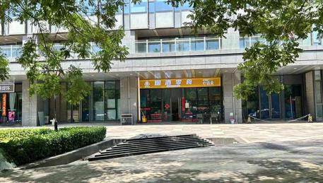 未来科学城便利店招租凉菜熟食关东煮鸭货